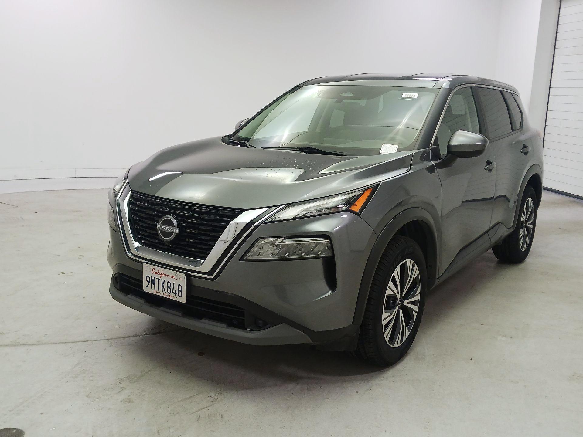 Thumbnail: 2023 Nissan Rogue - 3