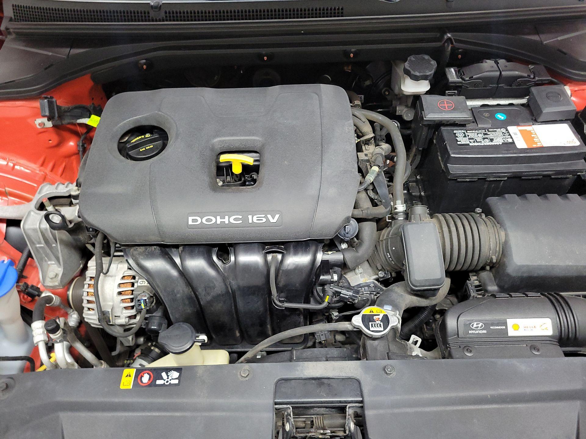 Thumbnail: 2019 Hyundai Veloster - 20