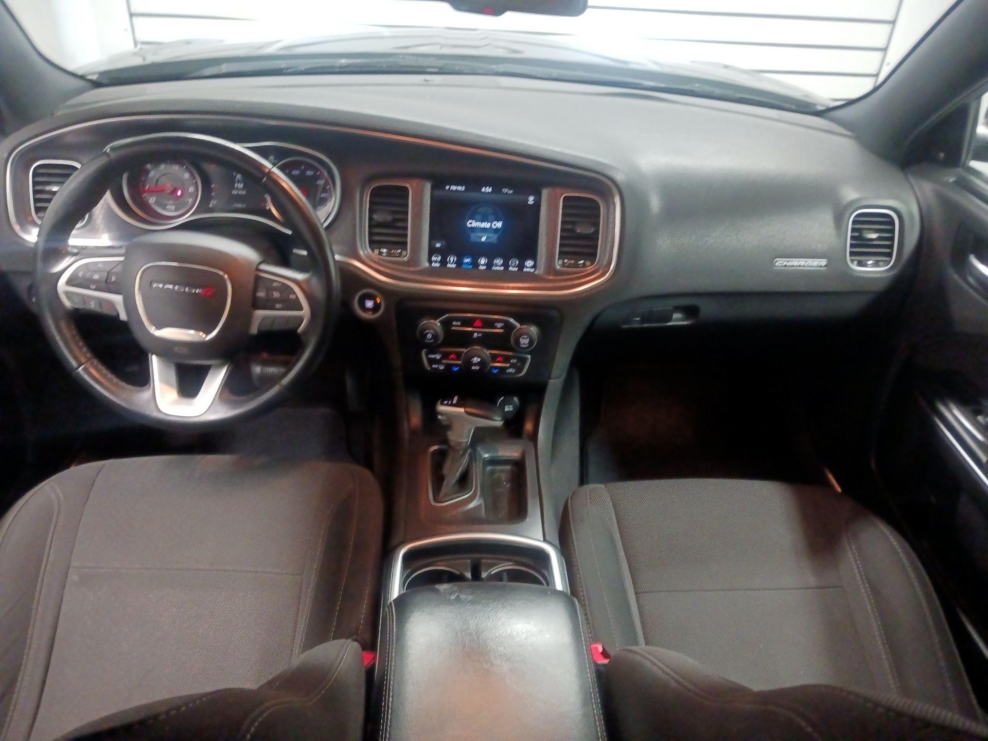 Thumbnail: 2017 Dodge Charger - 9