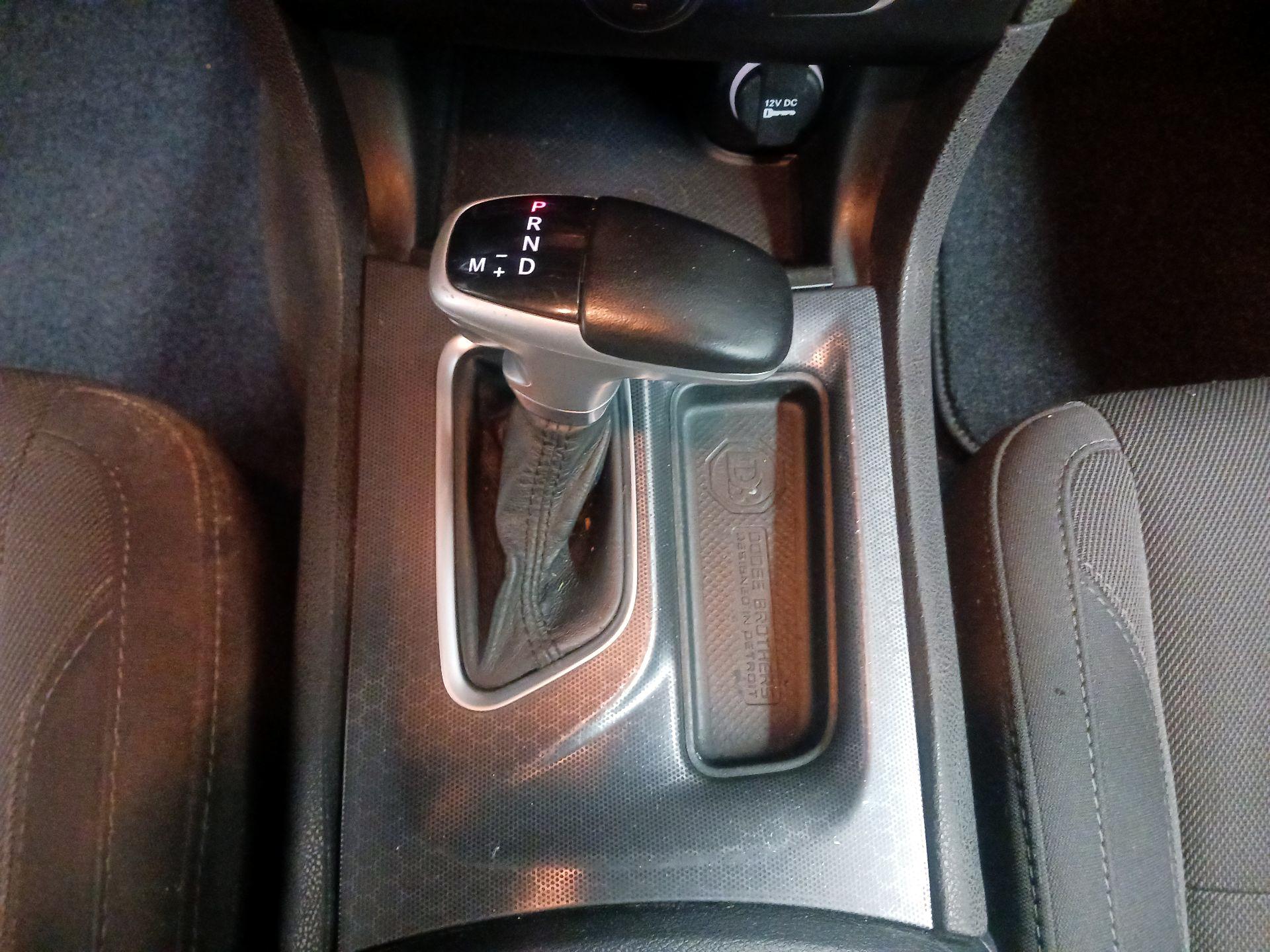 Thumbnail: 2017 Dodge Charger - 15