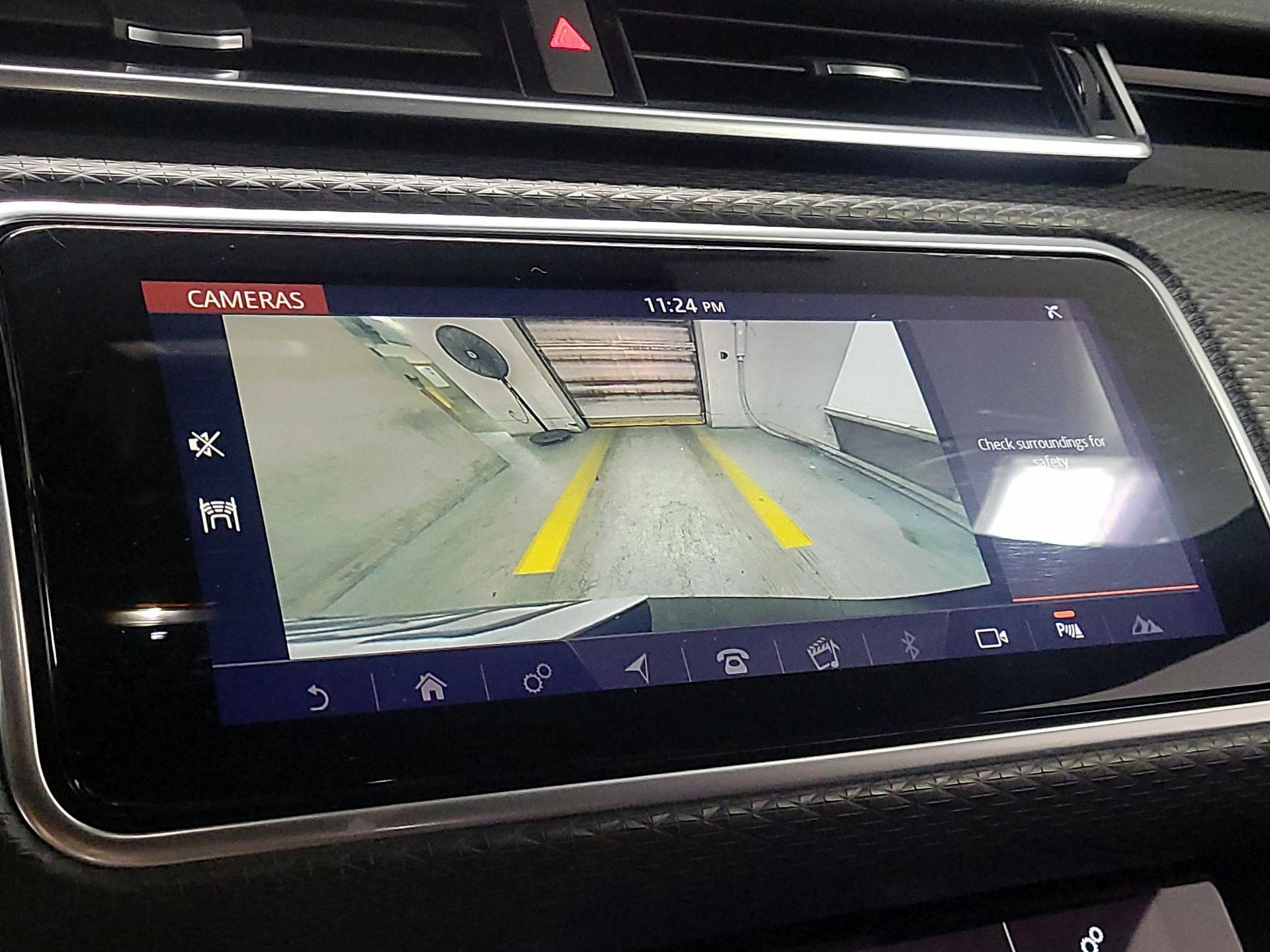 Thumbnail: 2019 Land Rover Range Rover Velar - 11