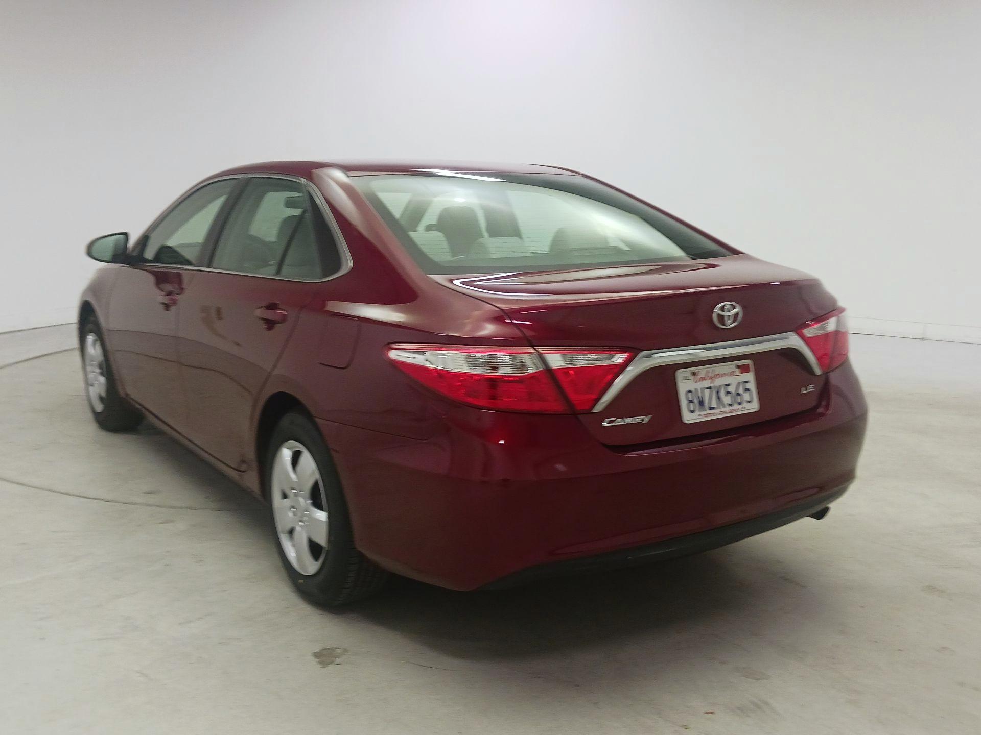 Thumbnail: 2017 Toyota Camry - 7