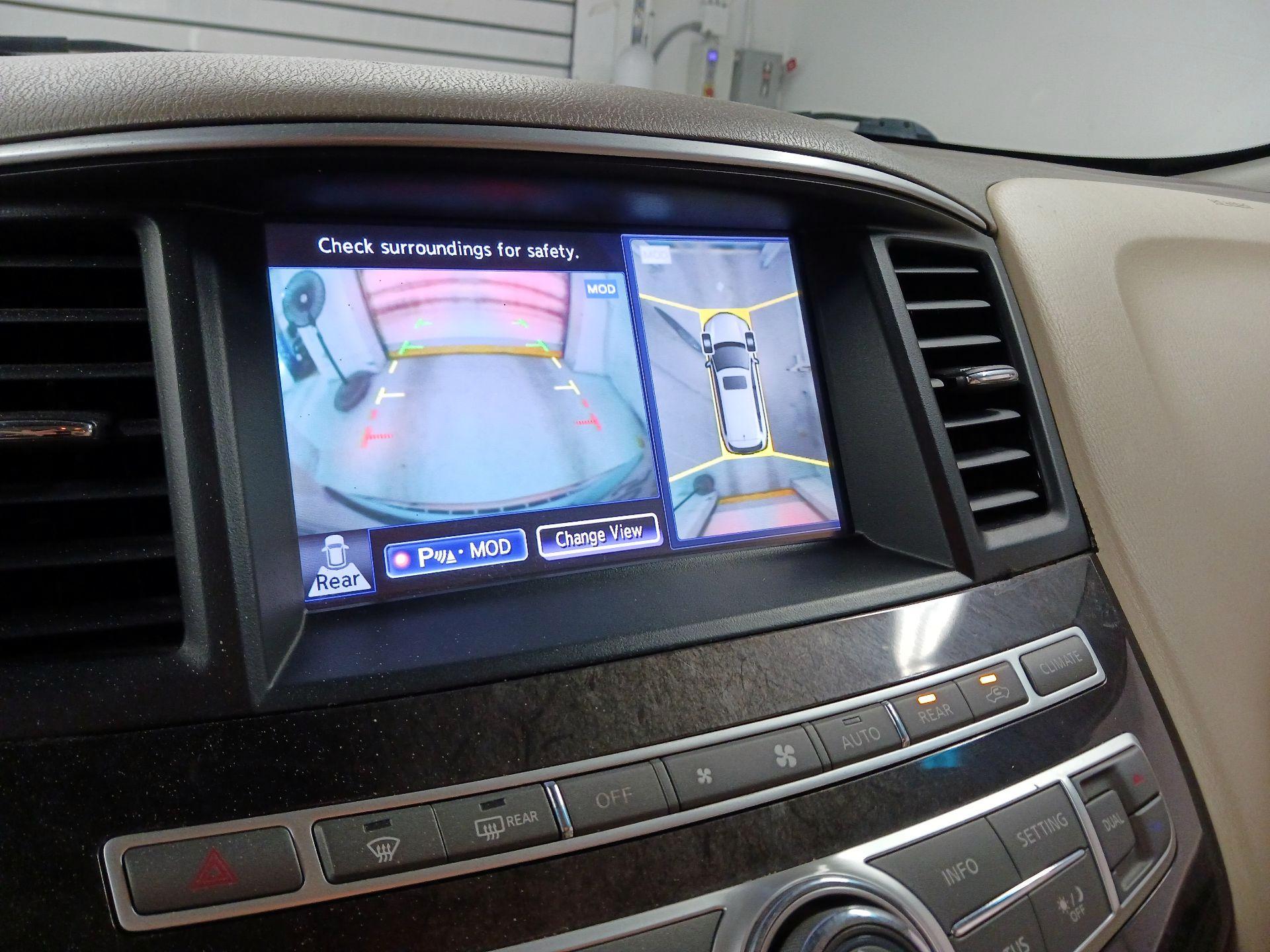 Thumbnail: 2014 INFINITI QX60 - 14