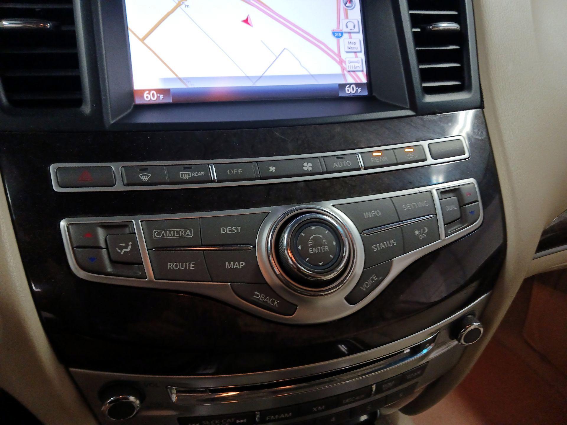 Thumbnail: 2014 INFINITI QX60 - 16