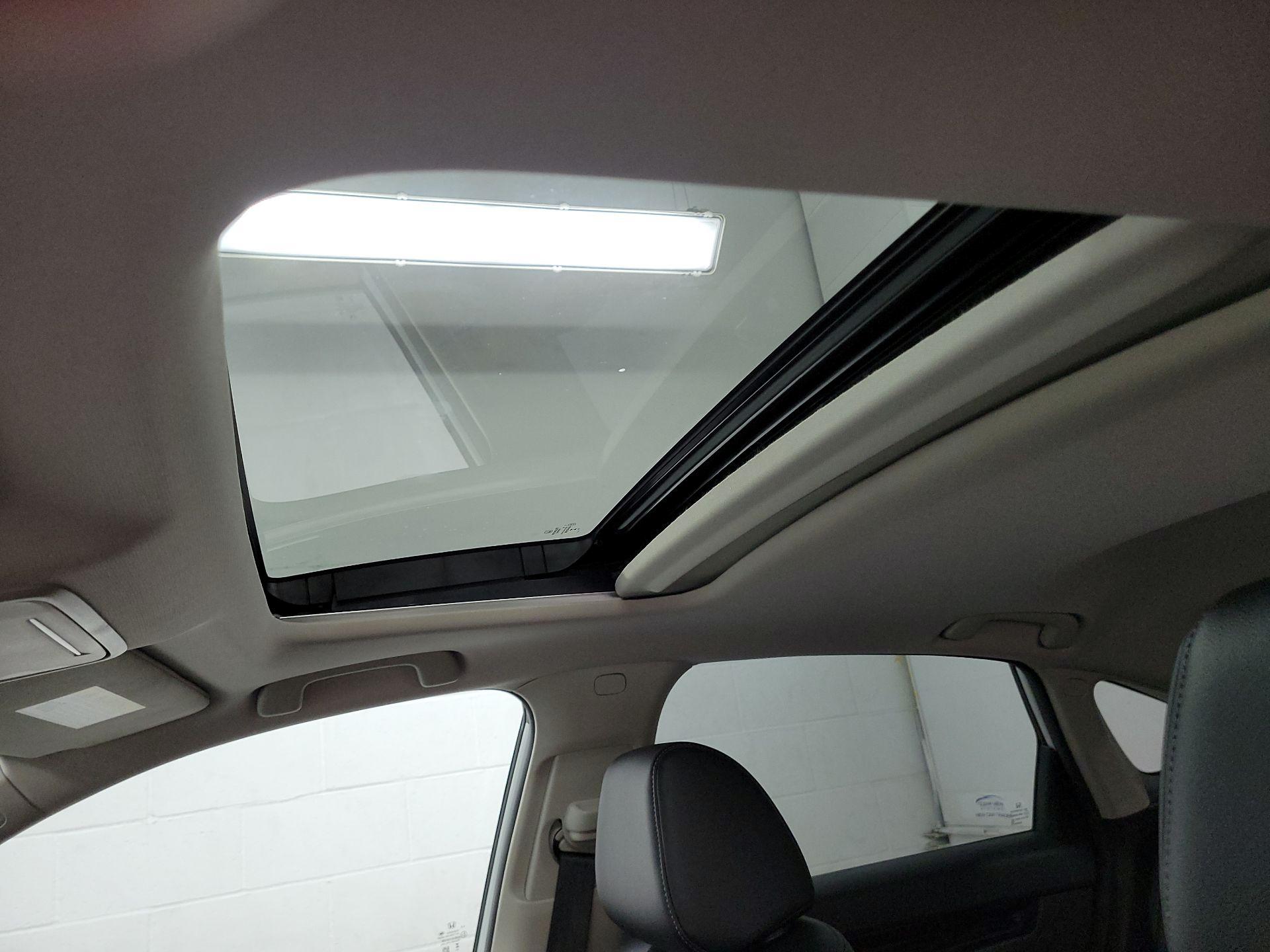 Thumbnail: 2024 Honda Civic - 18