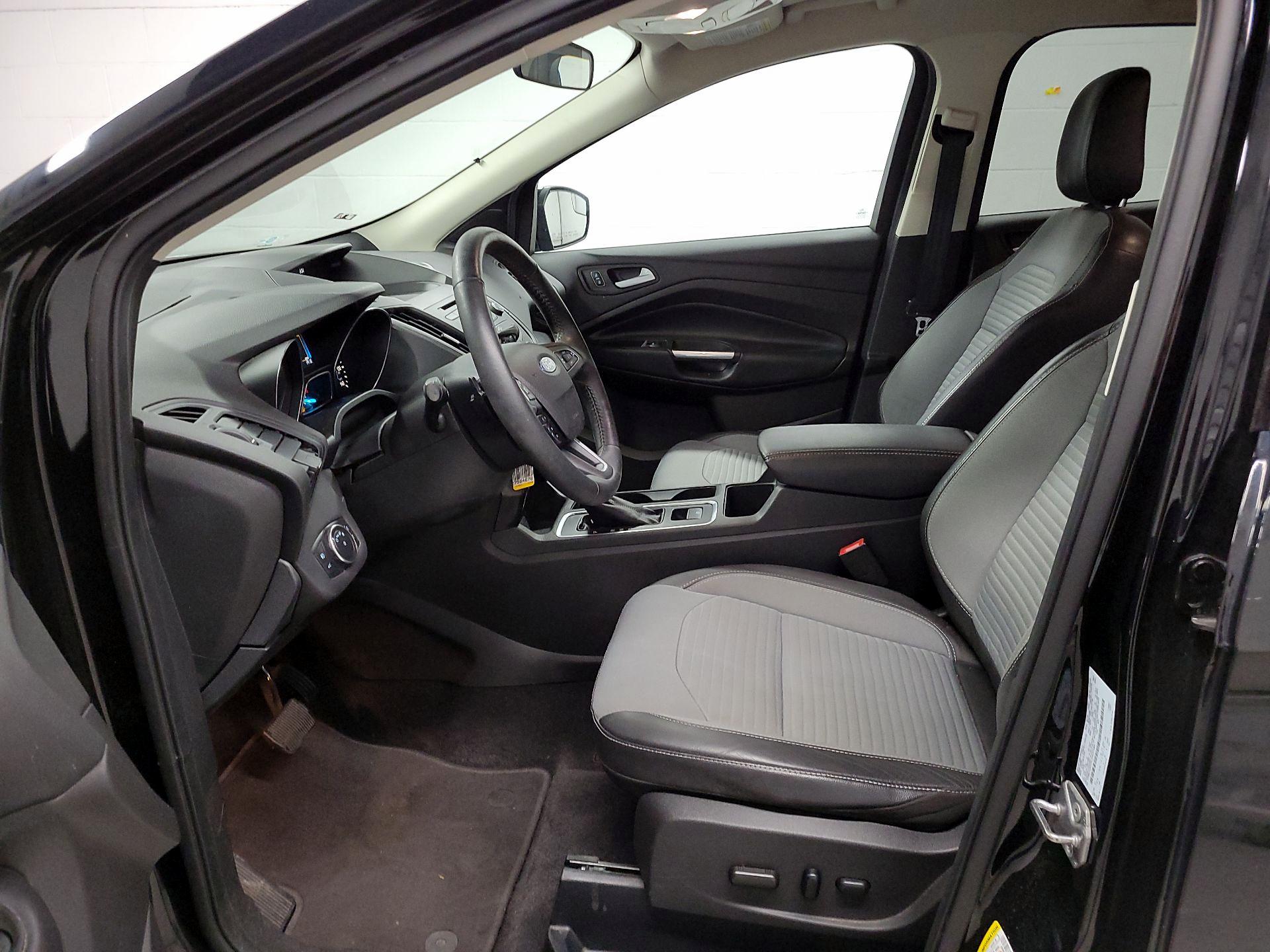 Thumbnail: 2018 Ford Escape - 11