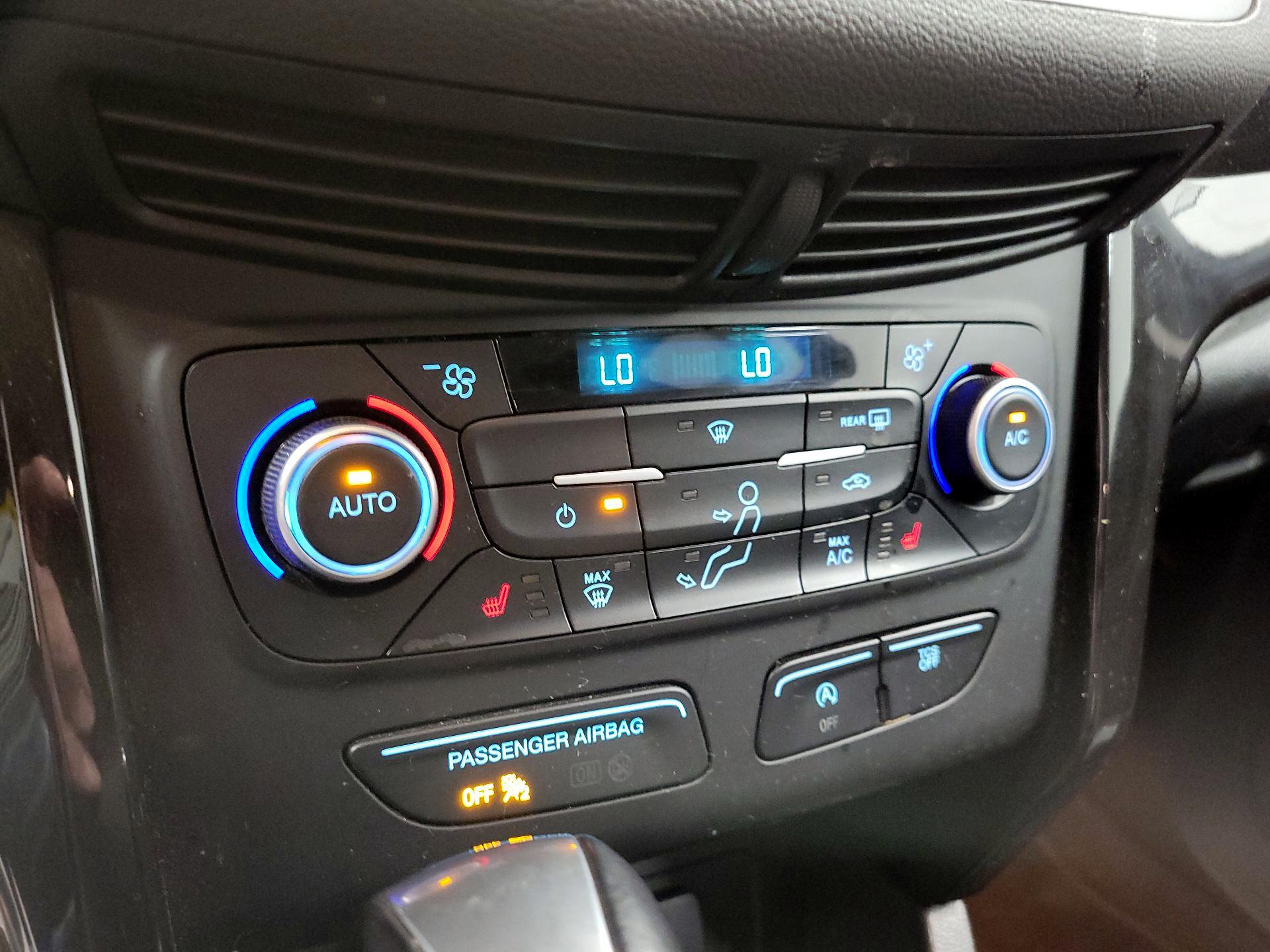 Thumbnail: 2018 Ford Escape - 16