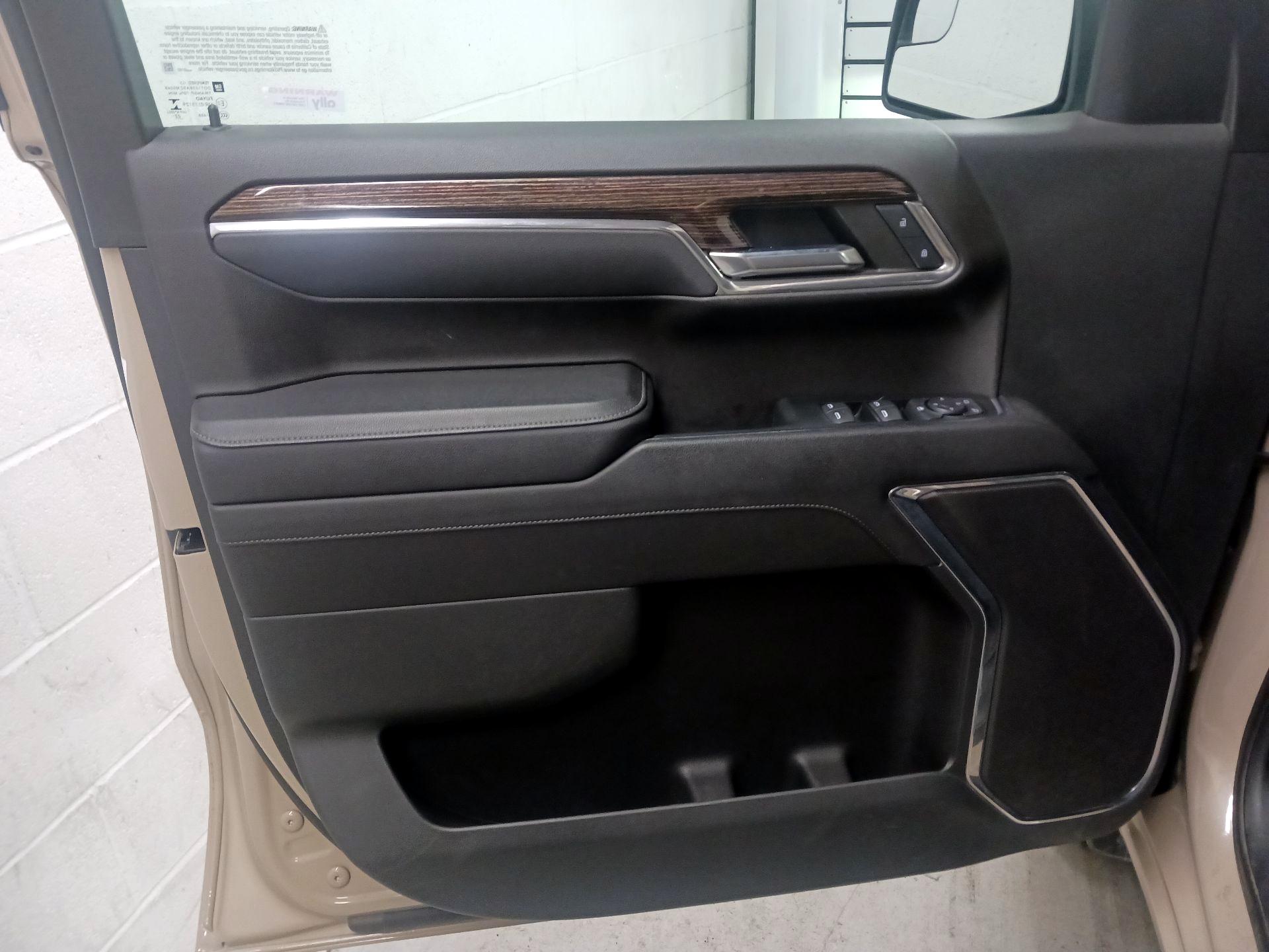 Thumbnail: 2023 GMC Sierra 1500 - 10