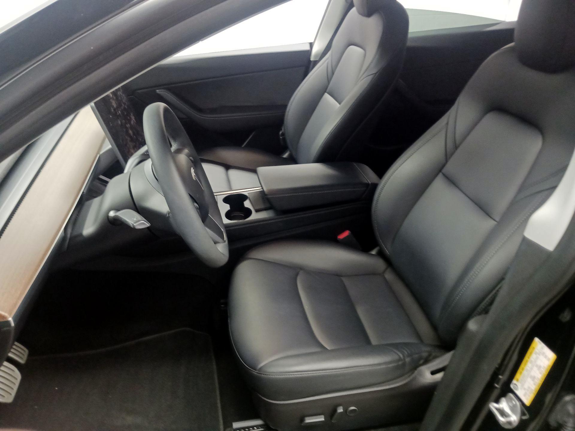 Thumbnail: 2022 Tesla Model Y - 9