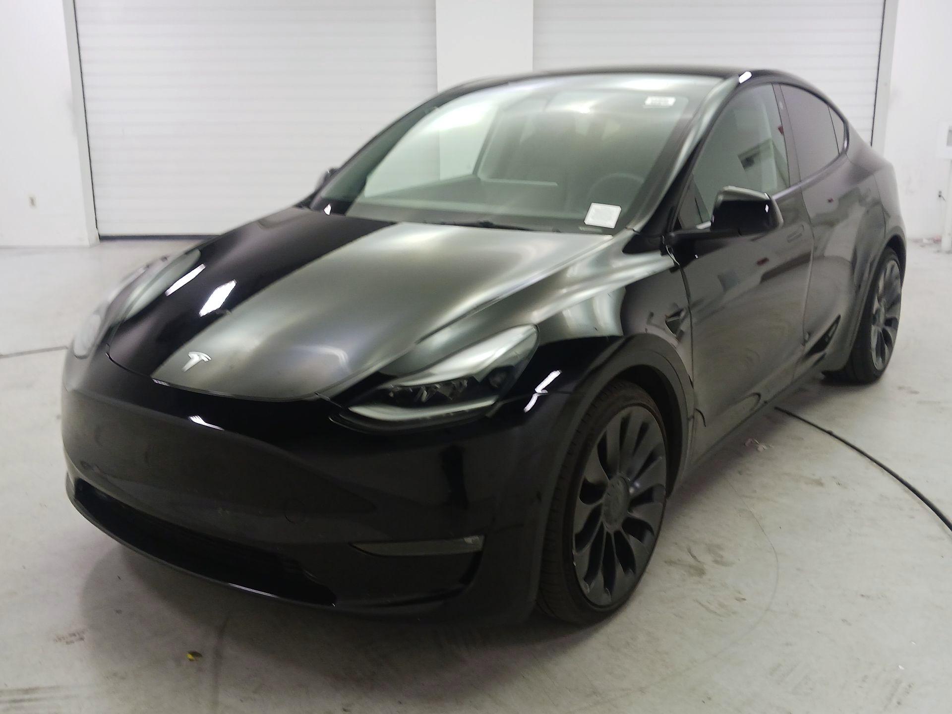 Thumbnail: 2022 Tesla Model Y - 3