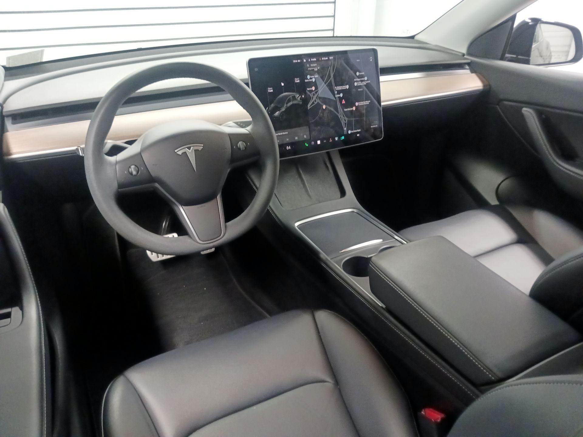 Thumbnail: 2022 Tesla Model Y - 8