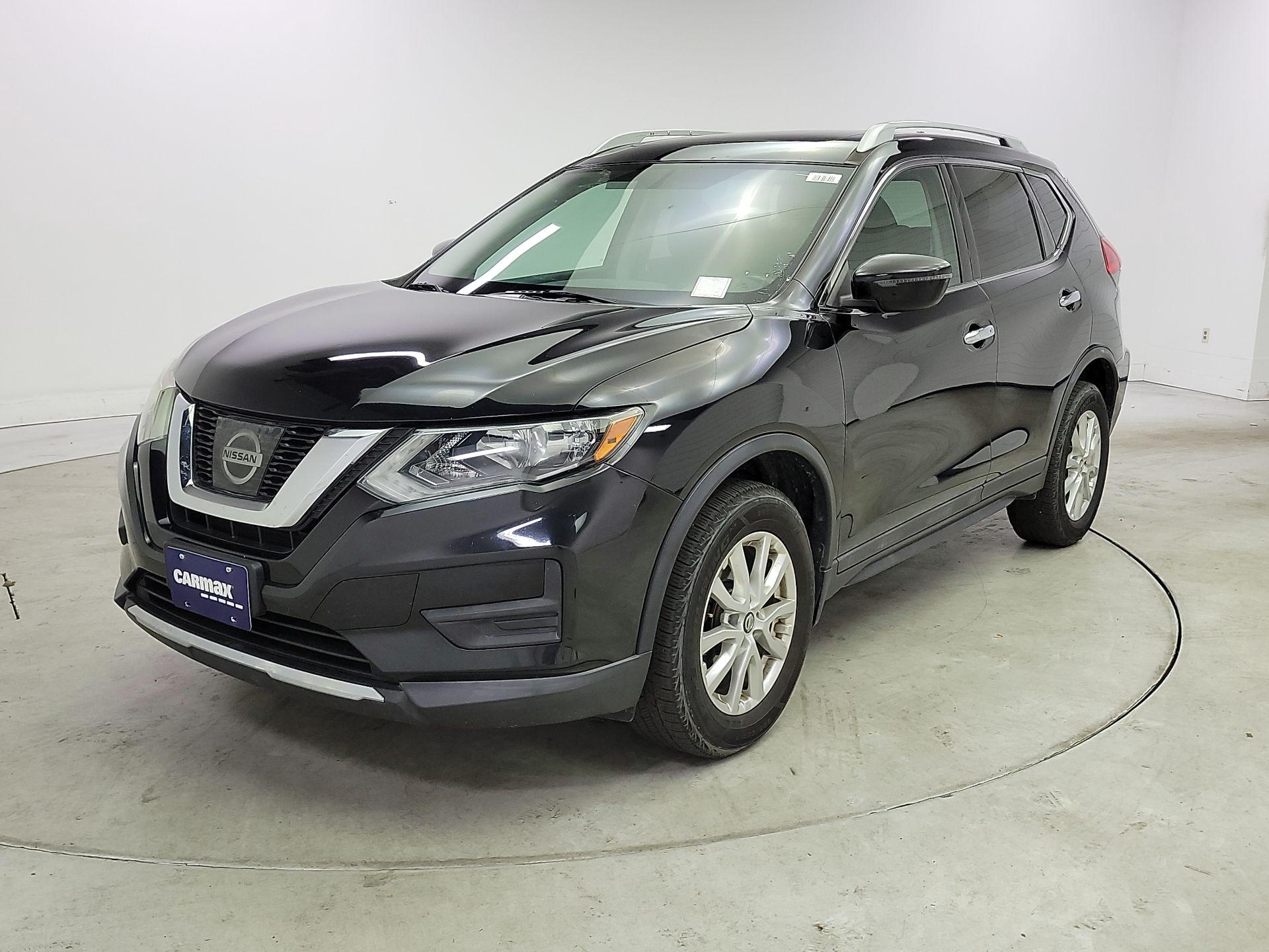 Thumbnail: 2017 Nissan Rogue - 3