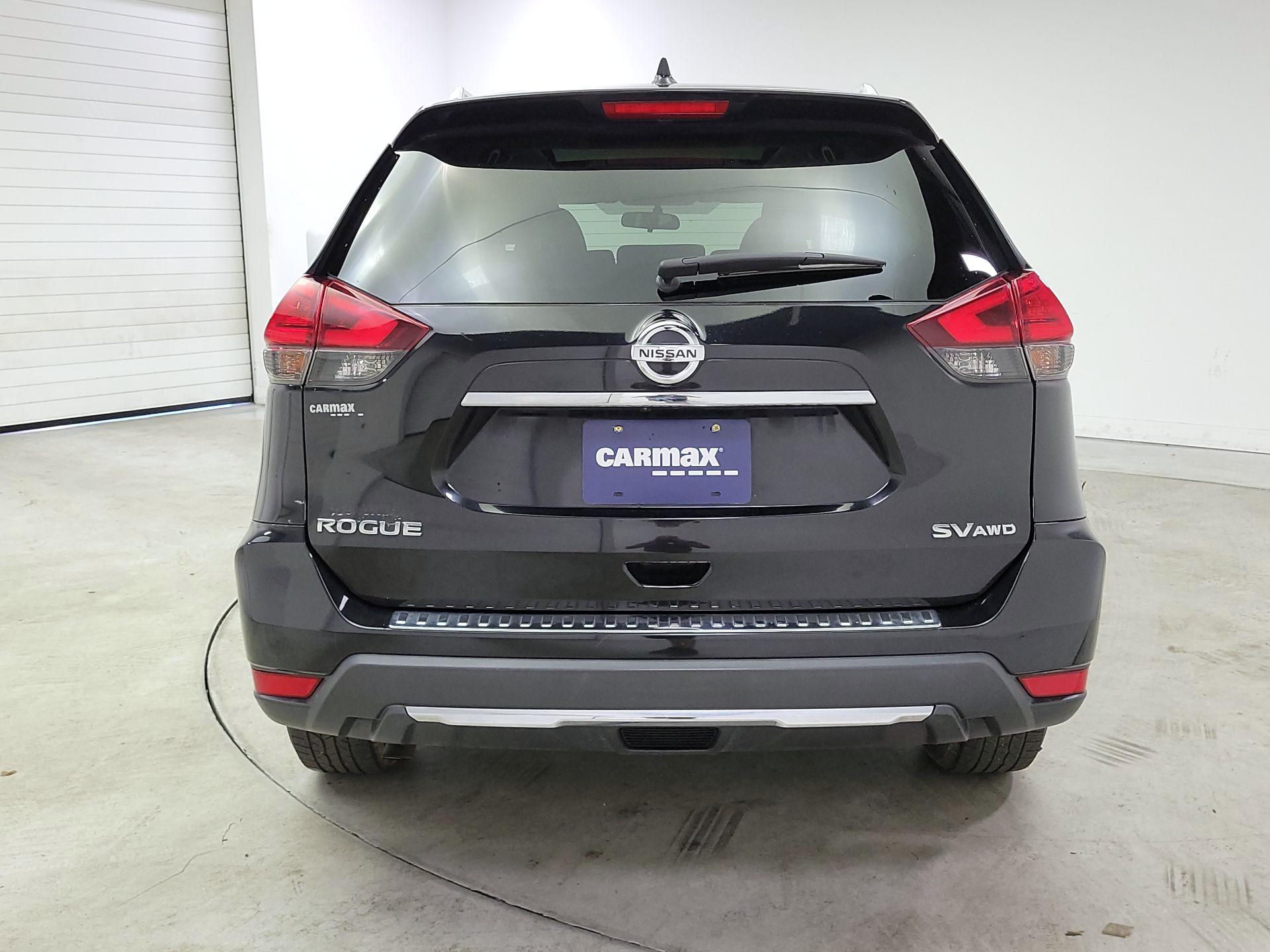 Thumbnail: 2017 Nissan Rogue - 6