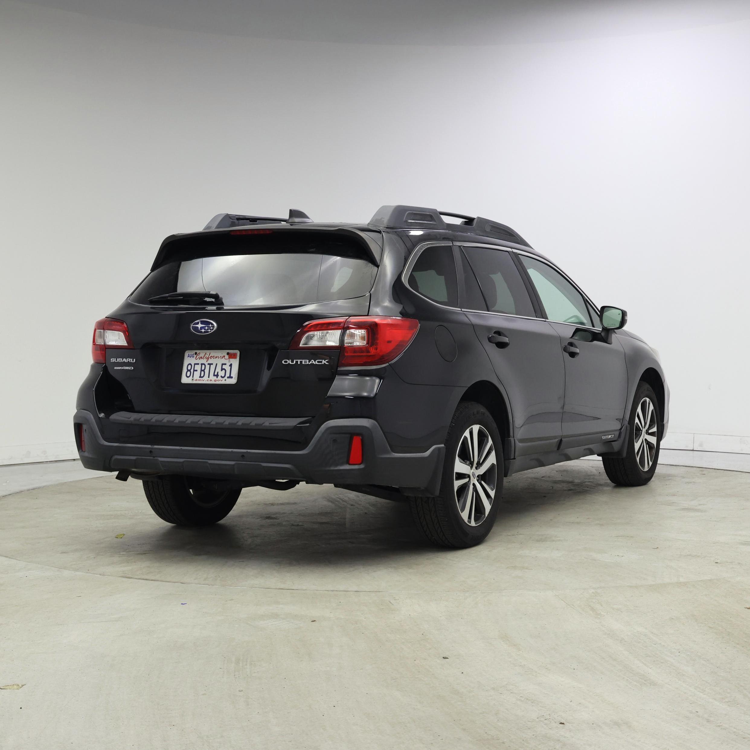 Thumbnail: 2018 Subaru Outback - 8