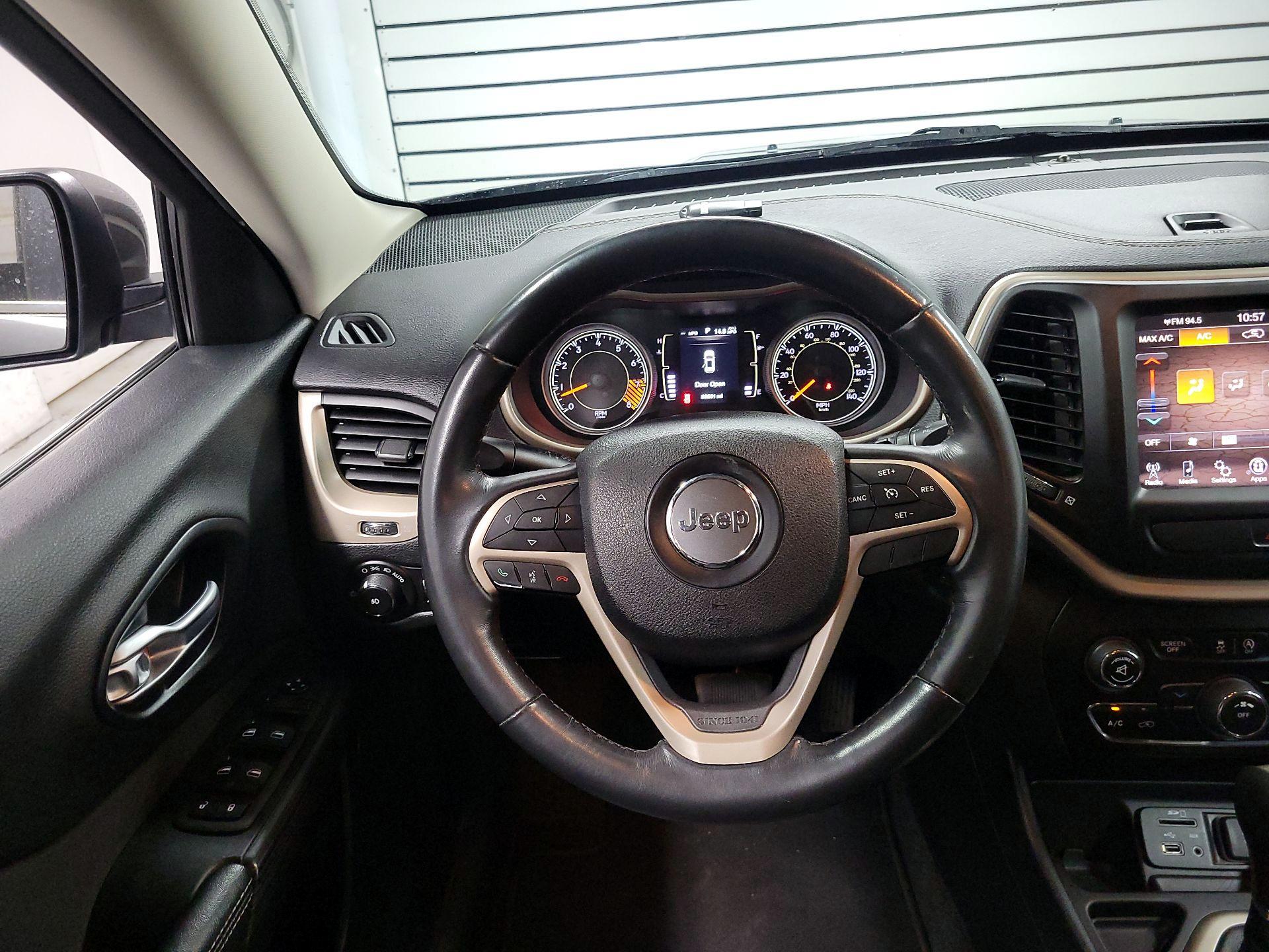 Thumbnail: 2015 Jeep Cherokee - 10