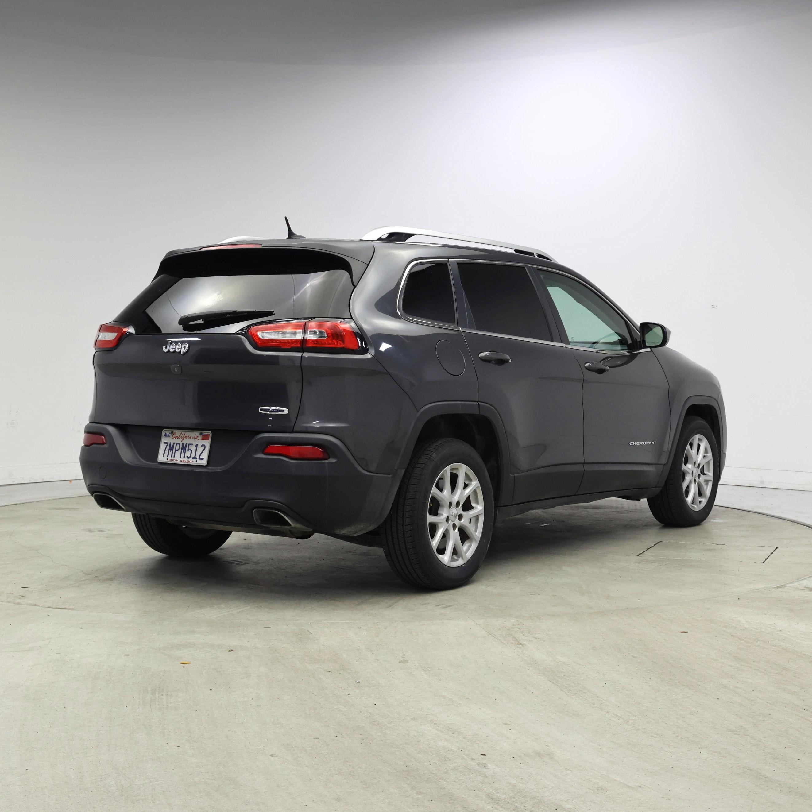 Thumbnail: 2015 Jeep Cherokee - 8