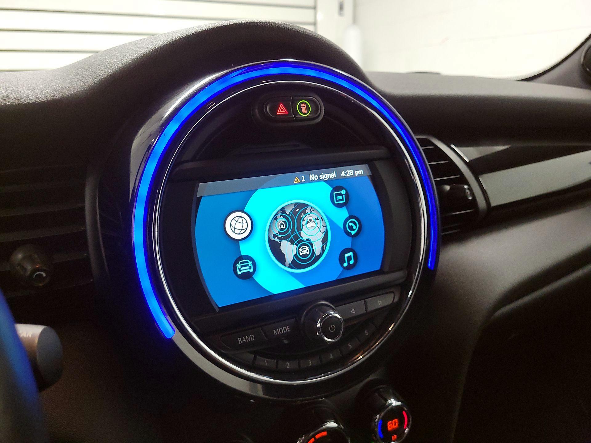 Thumbnail: 2019 MINI Cooper Hardtop - 11