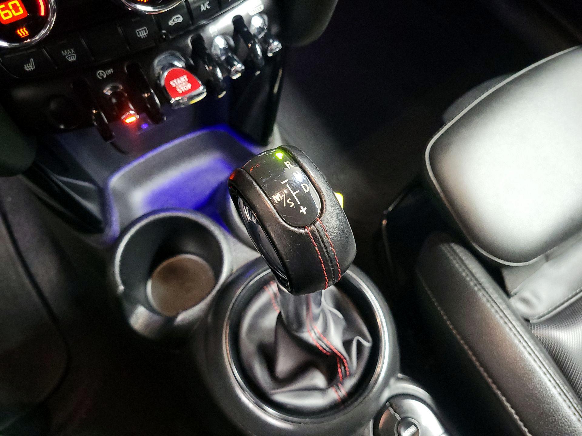 Thumbnail: 2019 MINI Cooper Hardtop - 13