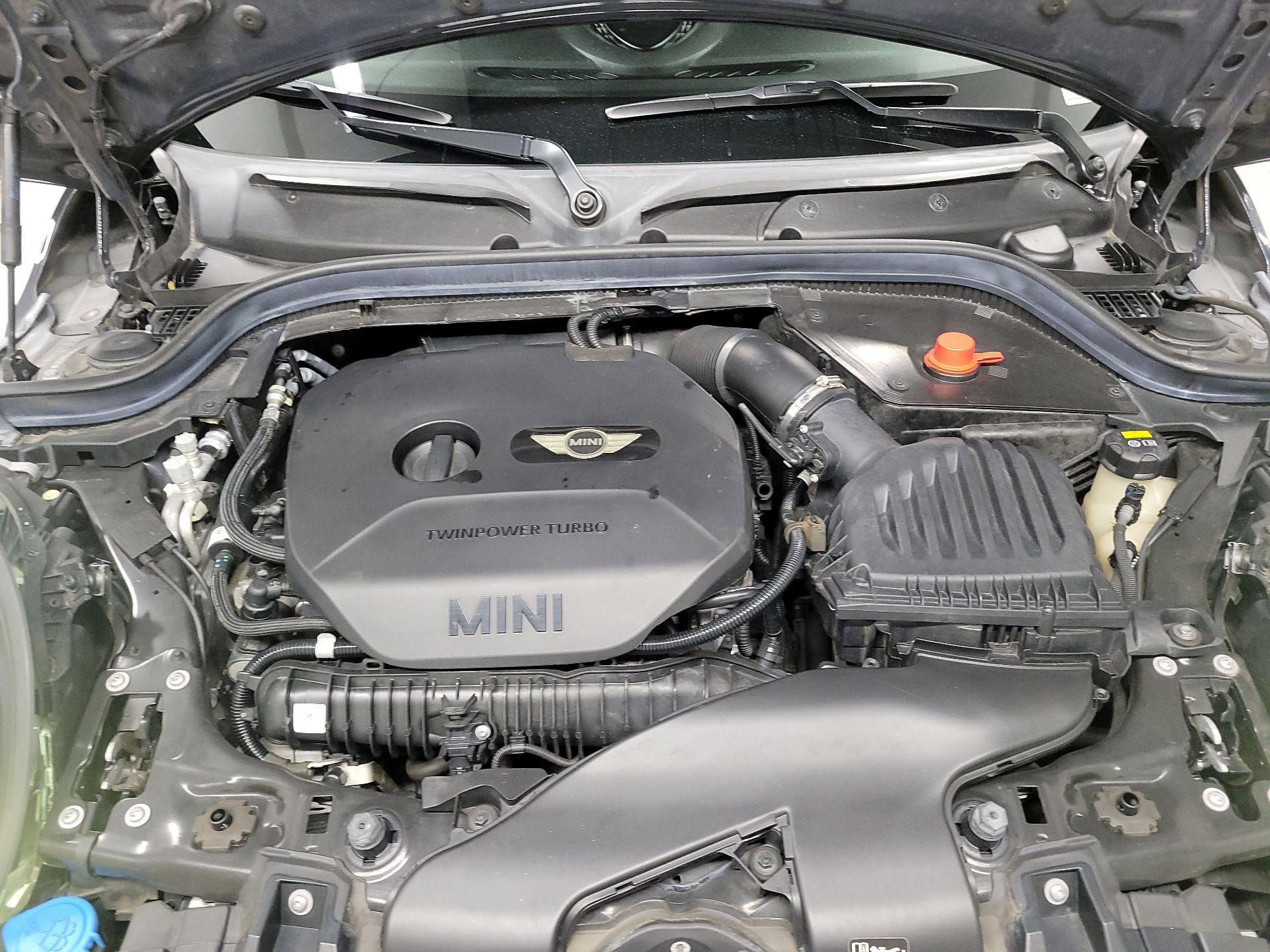 Thumbnail: 2019 MINI Cooper Hardtop - 15