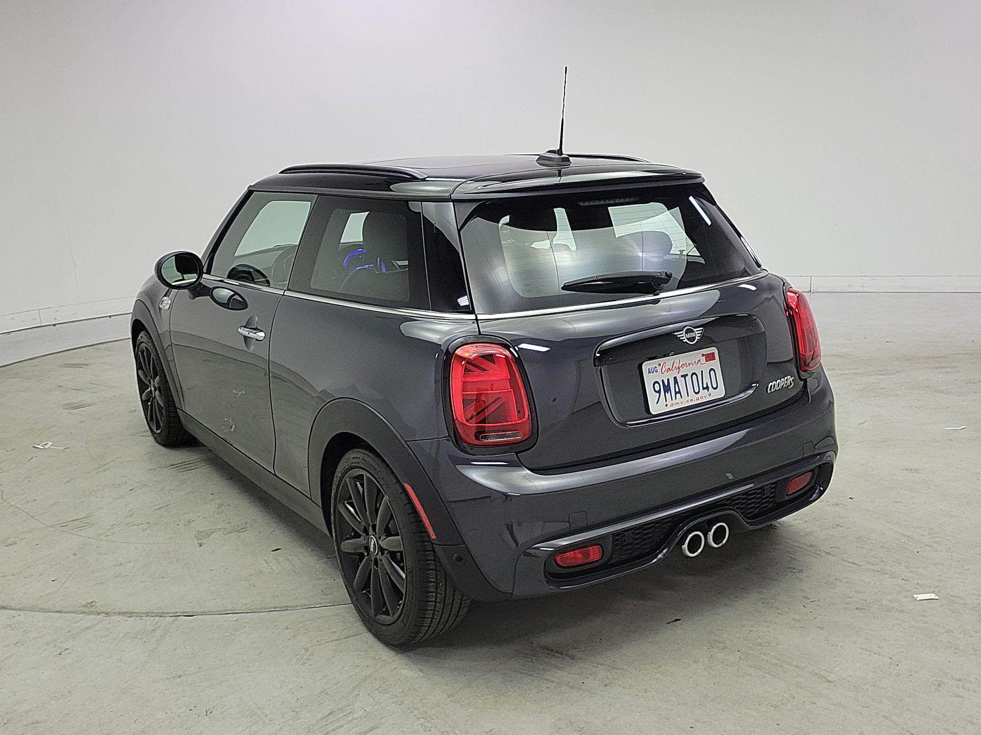 Thumbnail: 2019 MINI Cooper Hardtop - 7