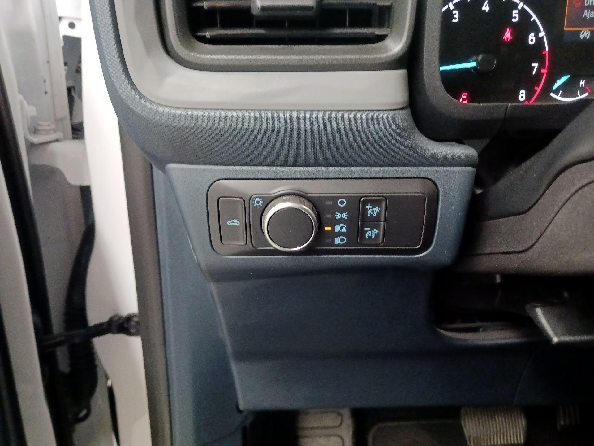 Thumbnail: 2022 Ford Maverick - 13