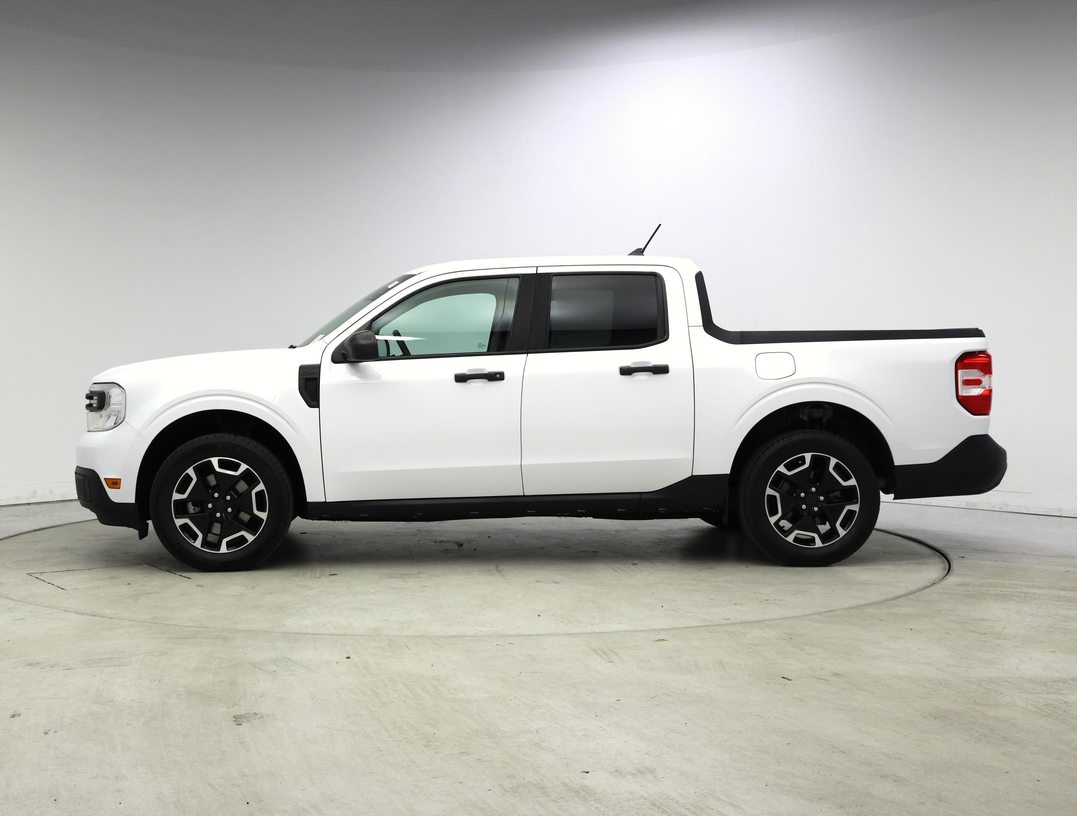 Thumbnail: 2022 Ford Maverick - 3