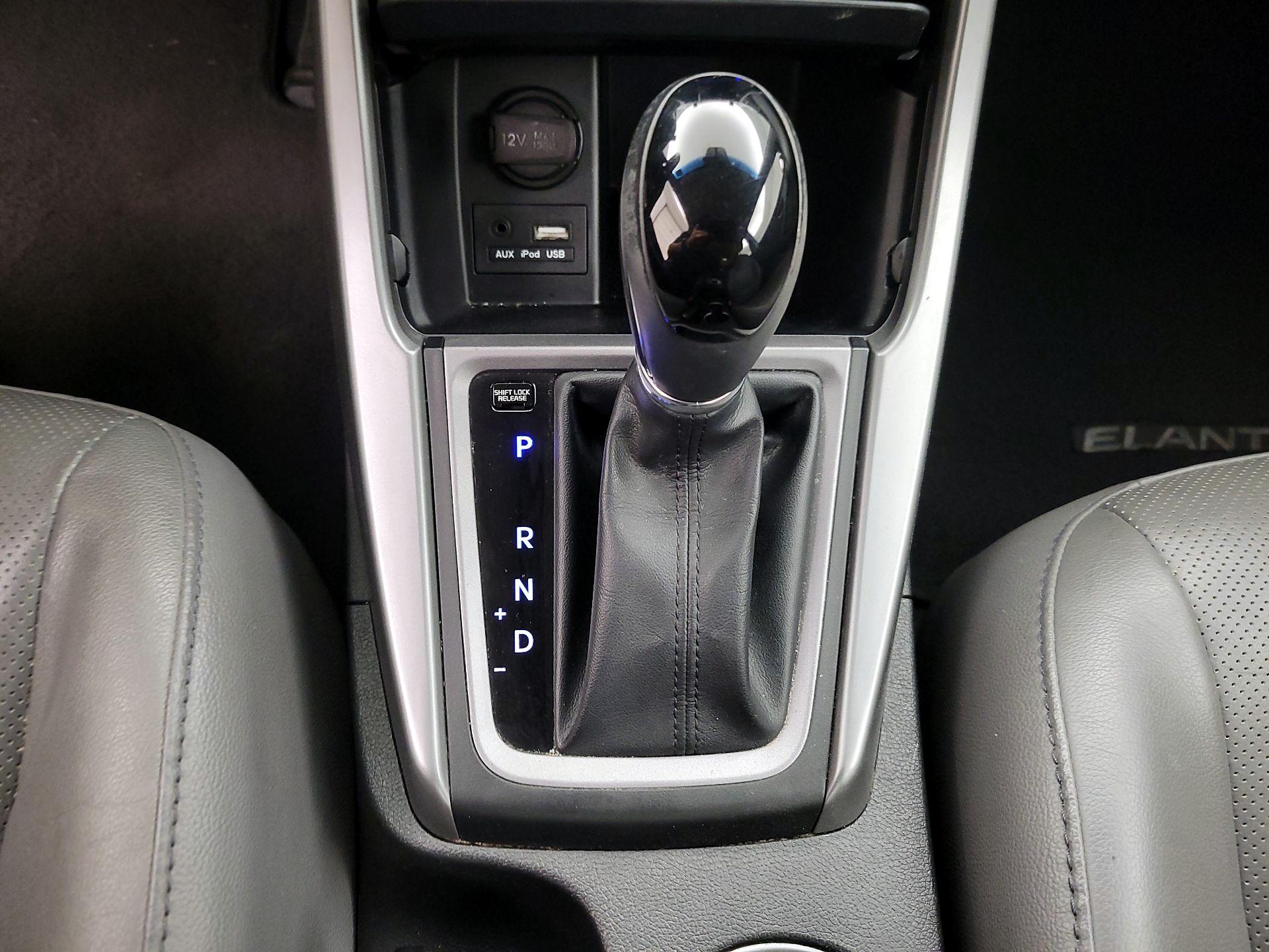 Thumbnail: 2016 Hyundai Elantra - 17