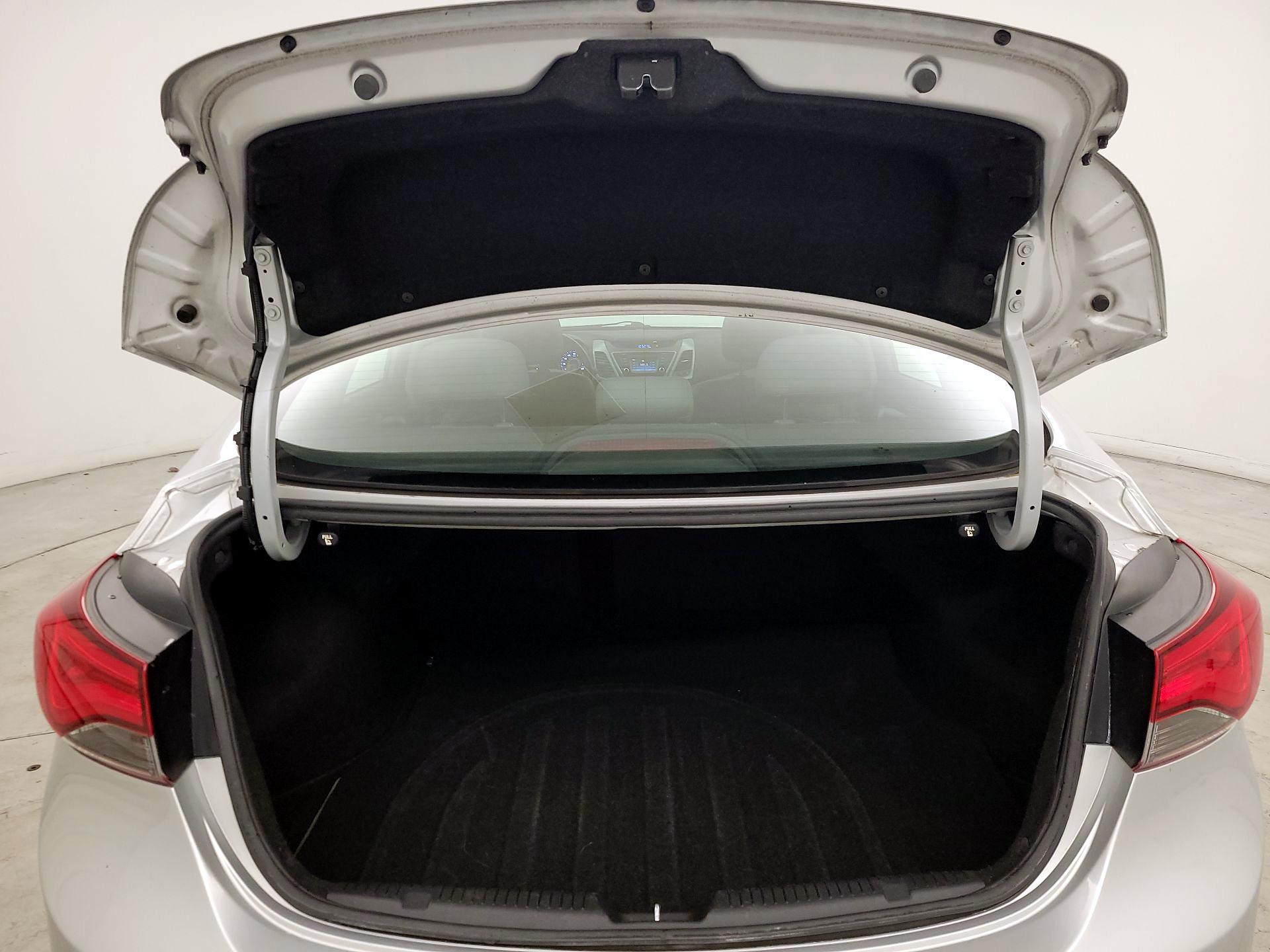 Thumbnail: 2016 Hyundai Elantra - 20