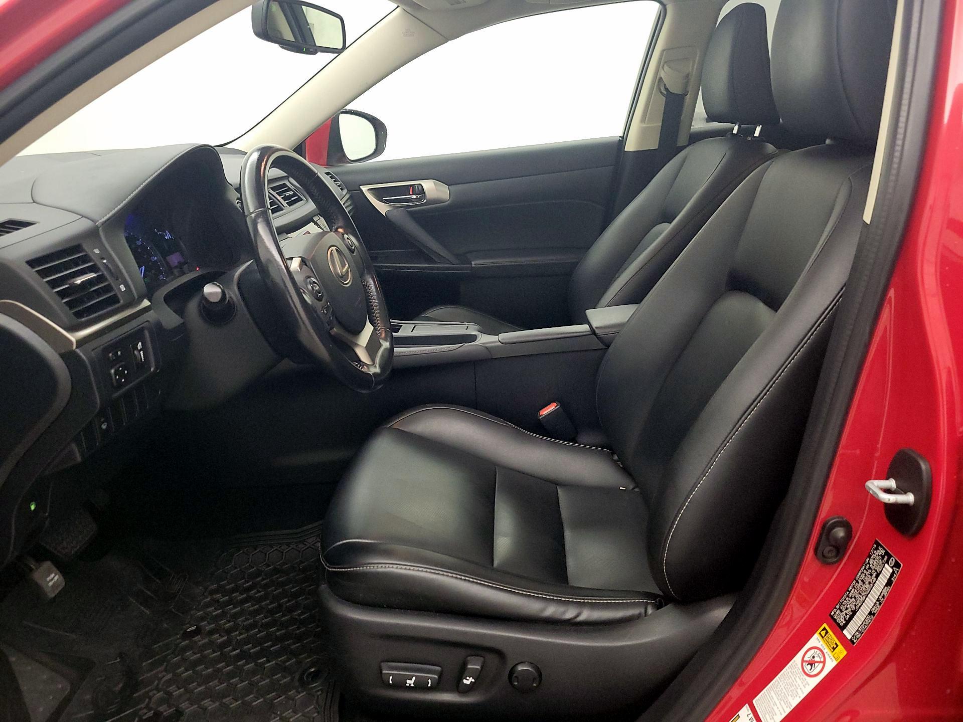 Thumbnail: 2016 Lexus CT - 11