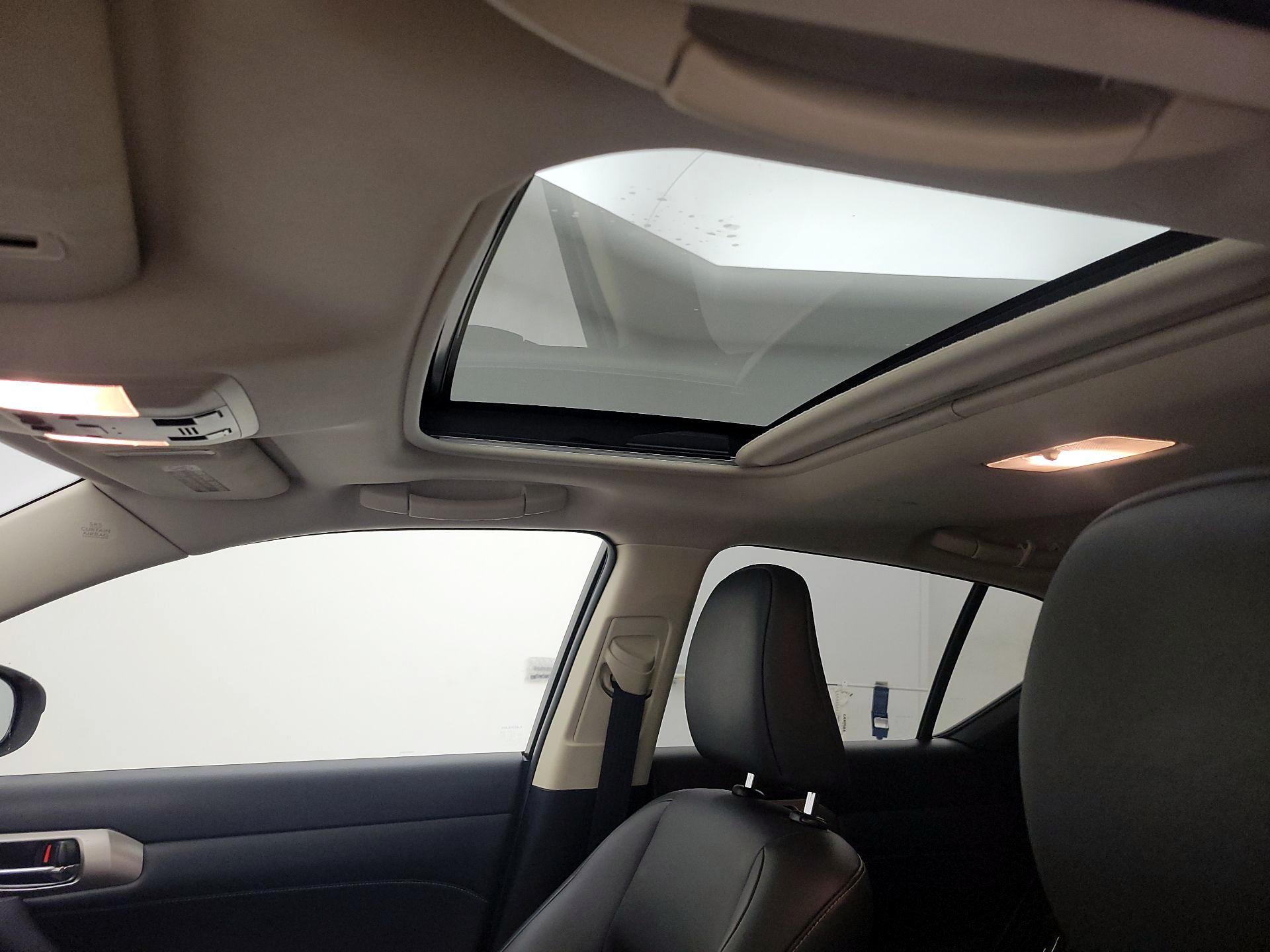 Thumbnail: 2016 Lexus CT - 18