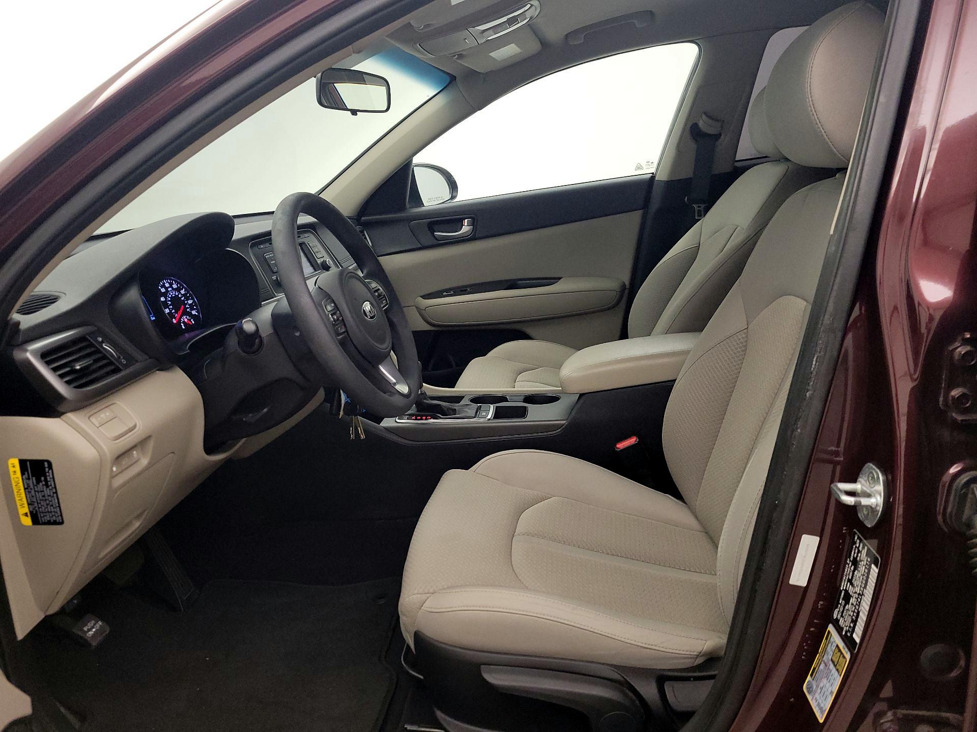 Thumbnail: 2016 Kia Optima - 11