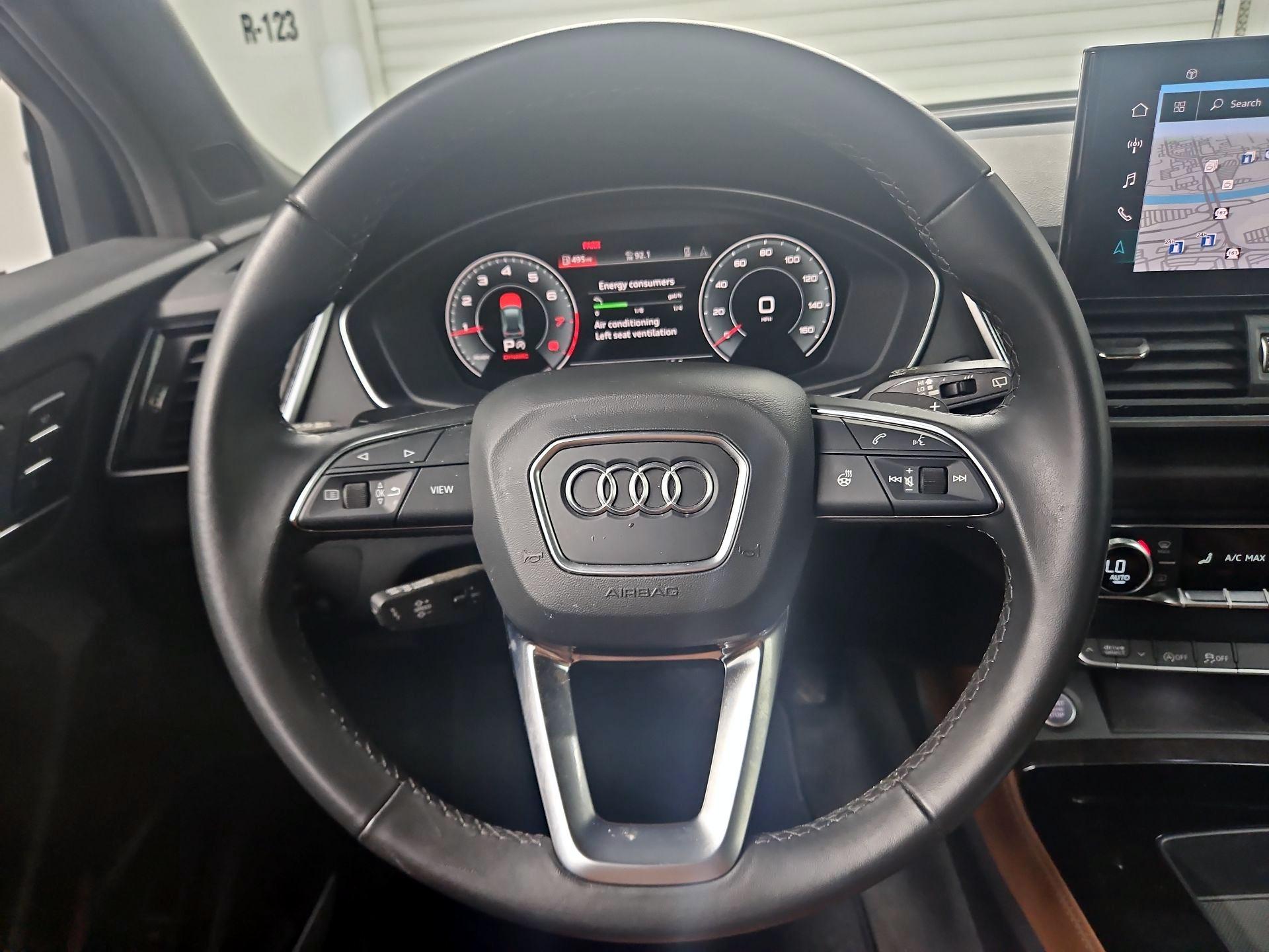Thumbnail: 2022 Audi Q5 - 10