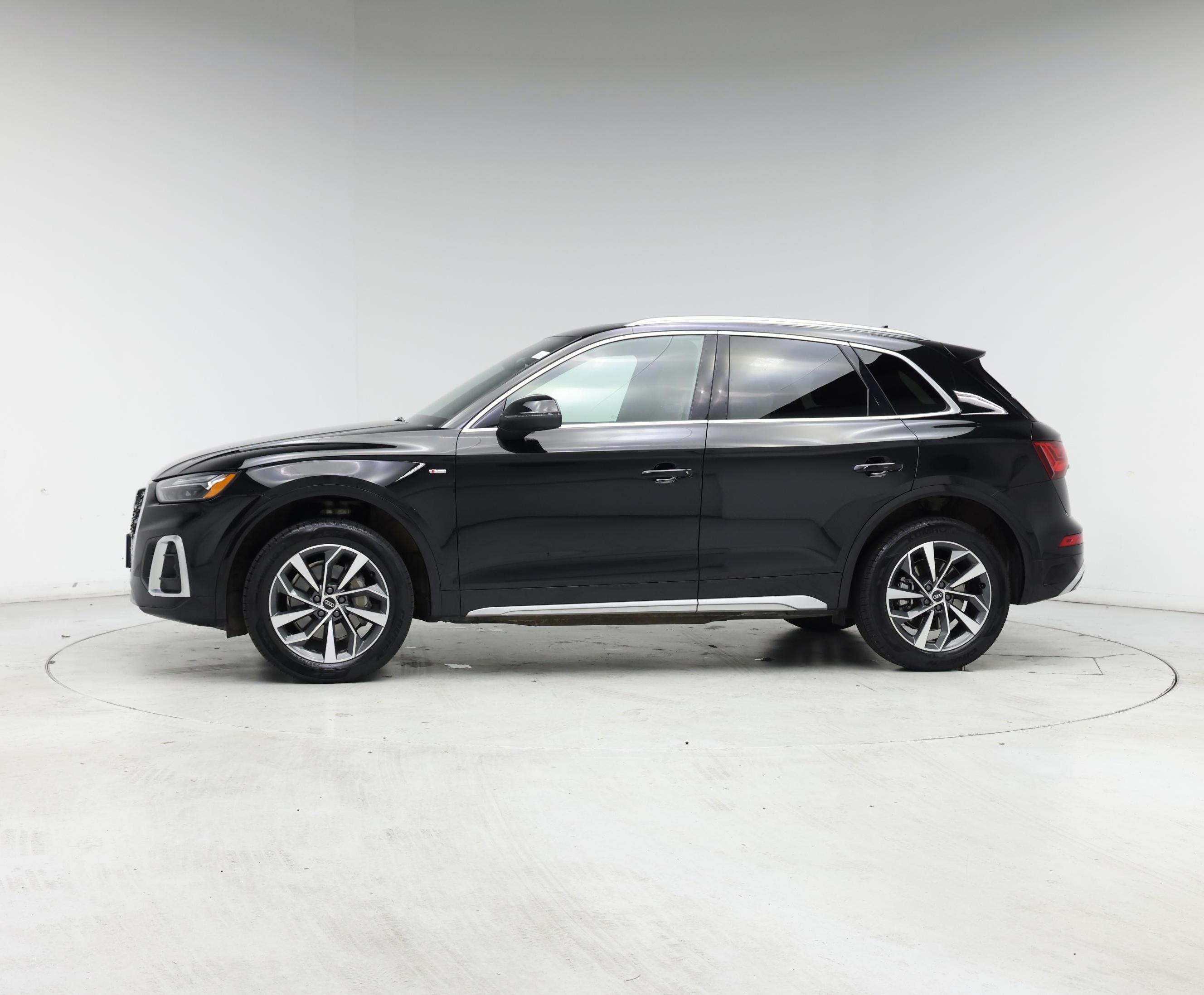 Thumbnail: 2022 Audi Q5 - 3