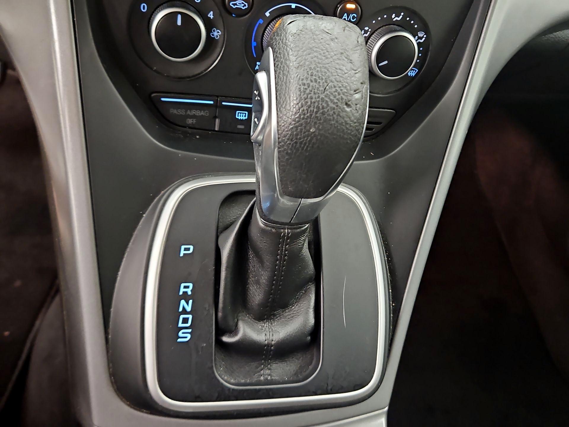 Thumbnail: 2013 Ford Escape - 16