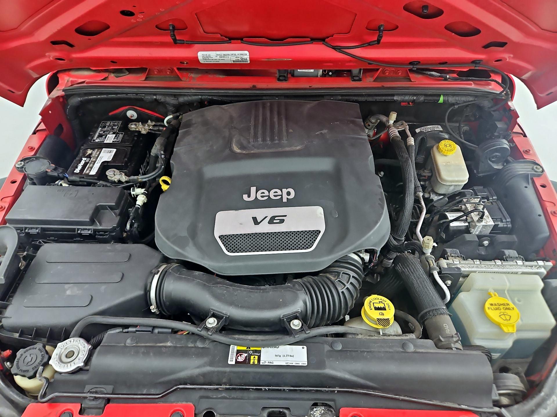 Thumbnail: 2016 Jeep Wrangler - 19