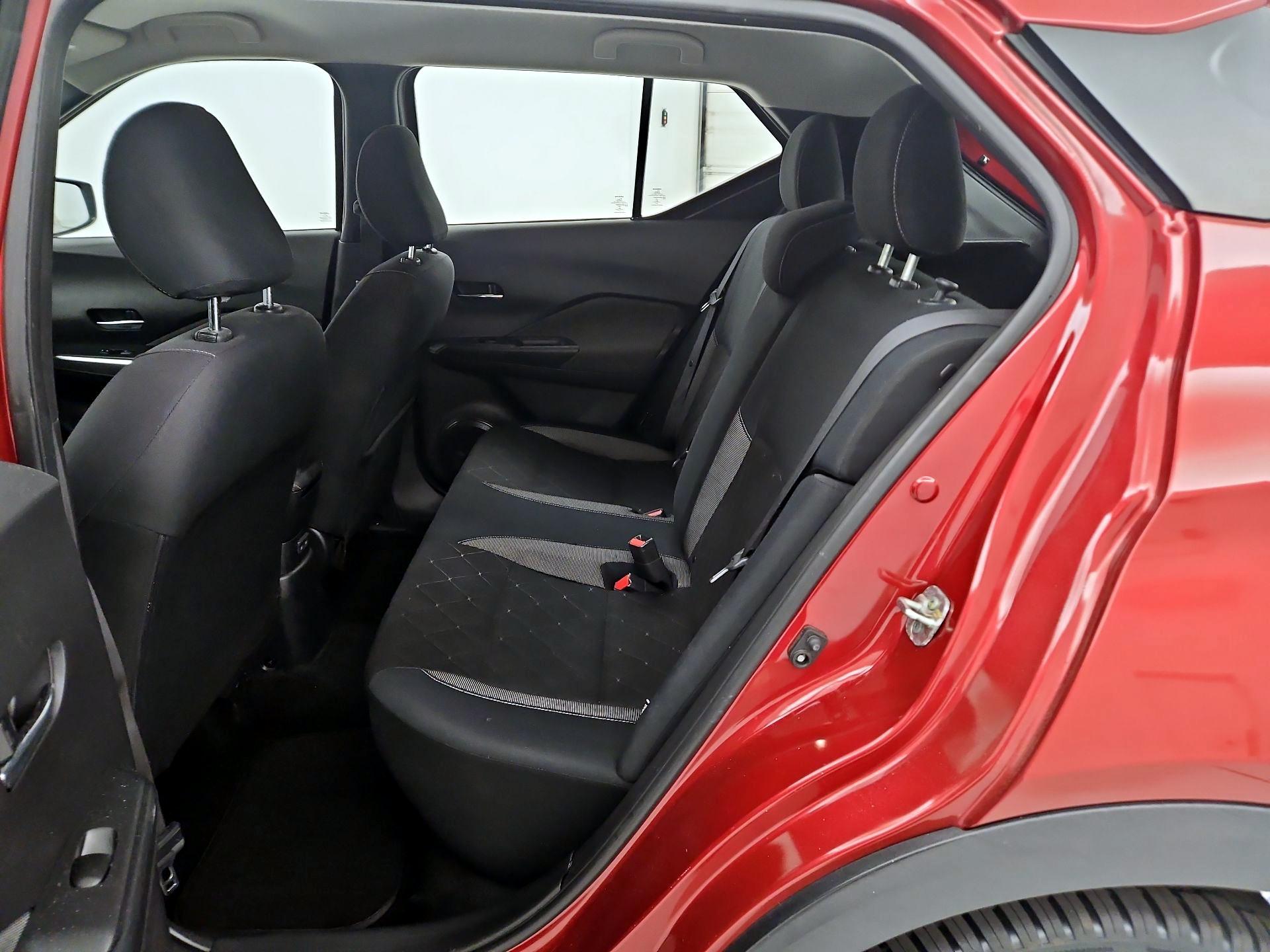 Thumbnail: 2020 Nissan Kicks - 19