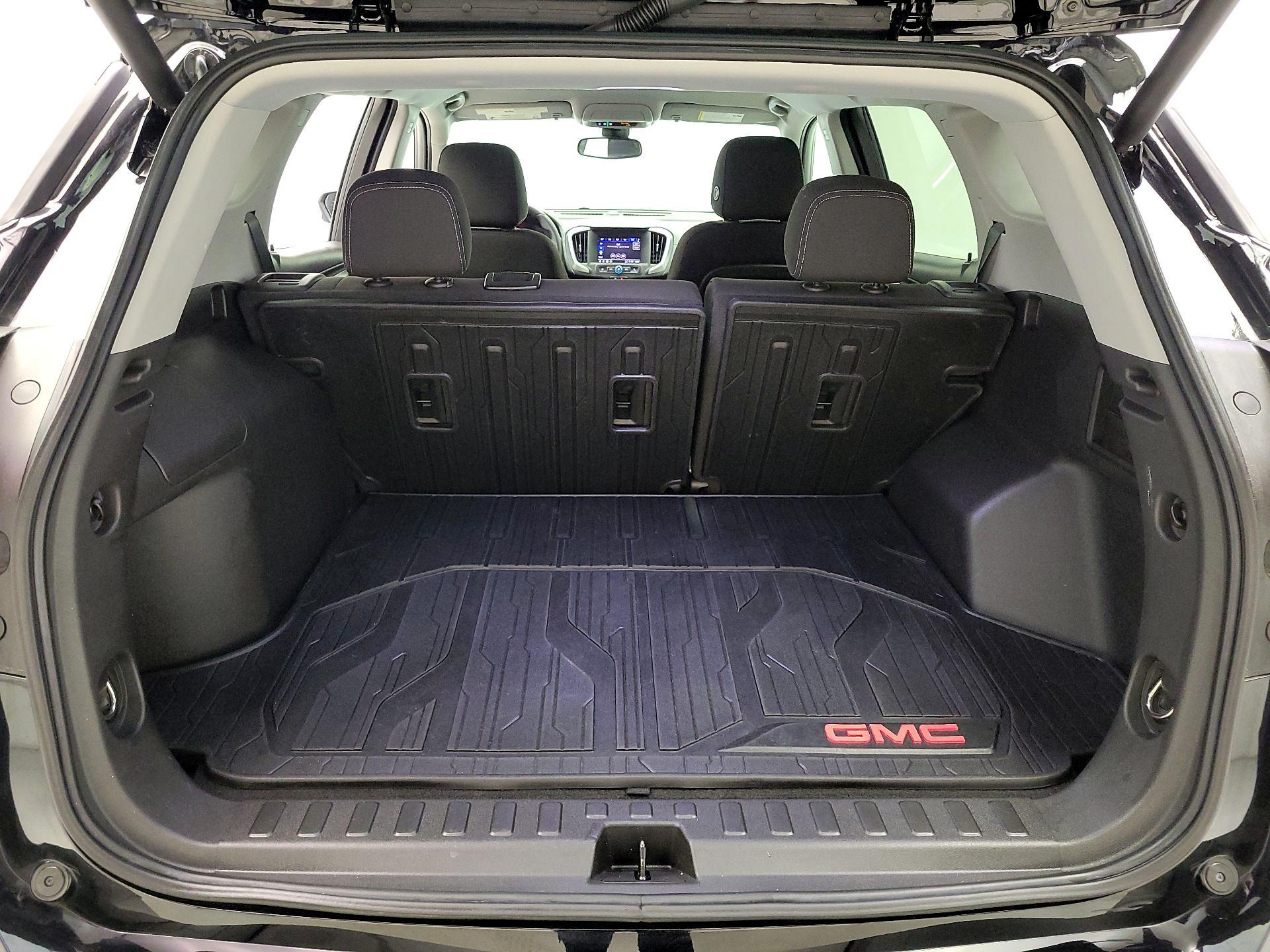Thumbnail: 2022 GMC Terrain - 19