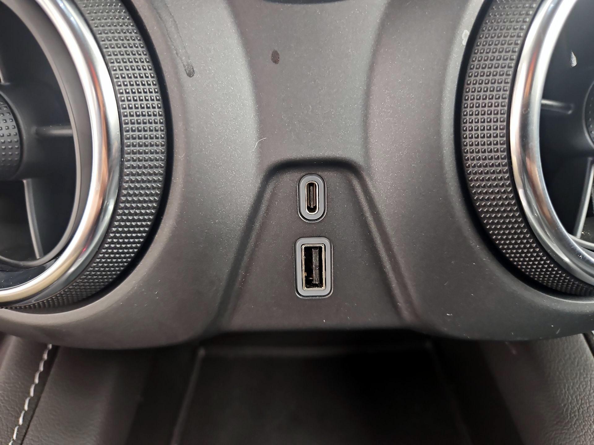 Thumbnail: 2023 Chevrolet Blazer - 18