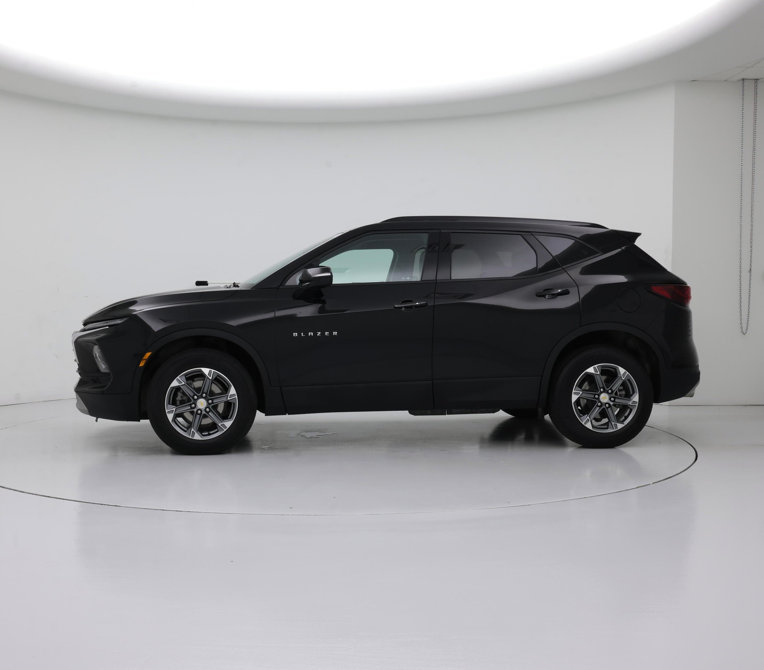 Thumbnail: 2023 Chevrolet Blazer - 3