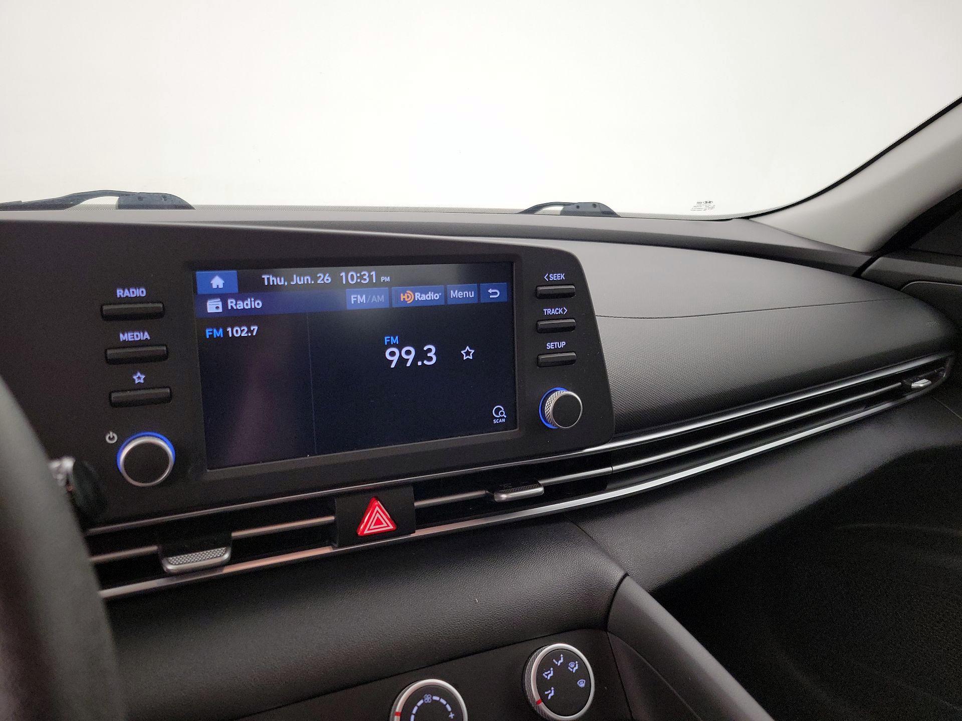 Thumbnail: 2021 Hyundai Elantra - 15