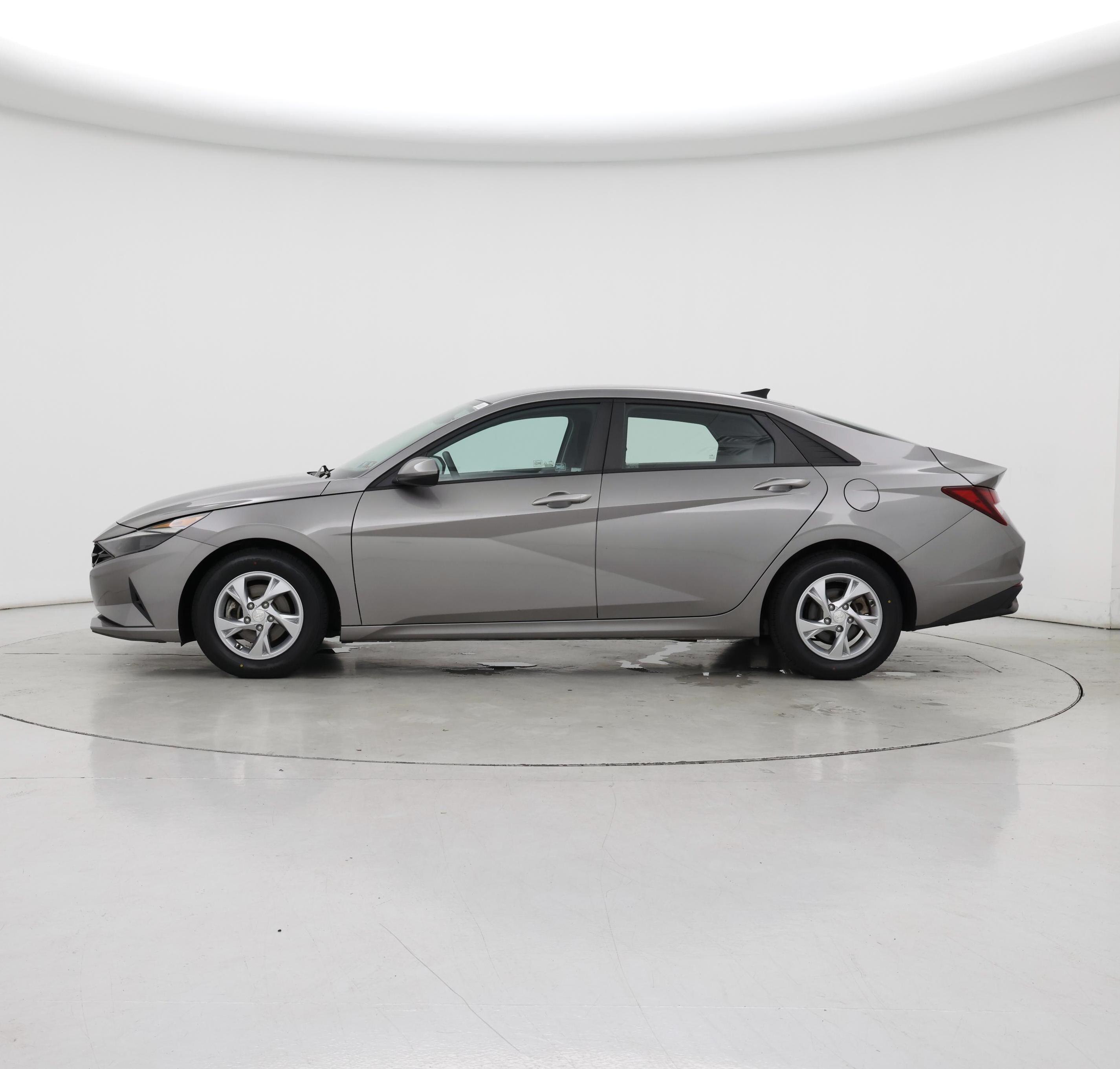 Thumbnail: 2021 Hyundai Elantra - 3