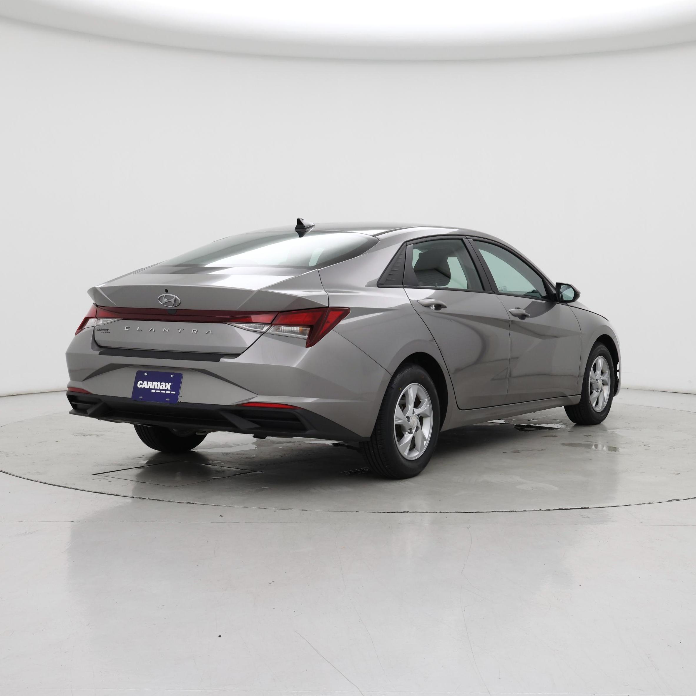 Thumbnail: 2021 Hyundai Elantra - 8