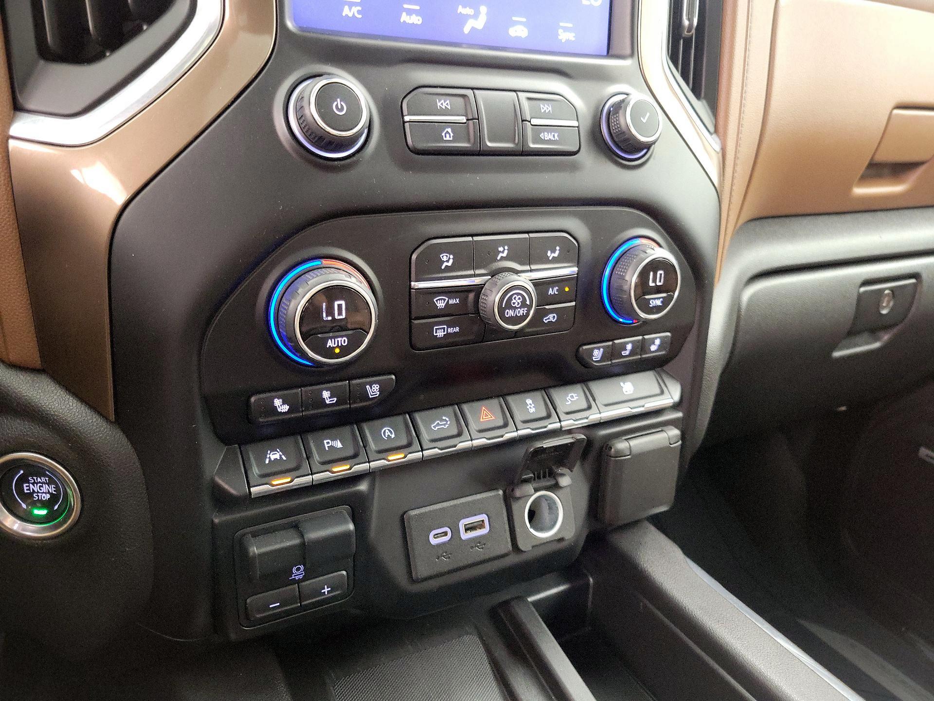 Thumbnail: 2019 Chevrolet Silverado 1500 - 17