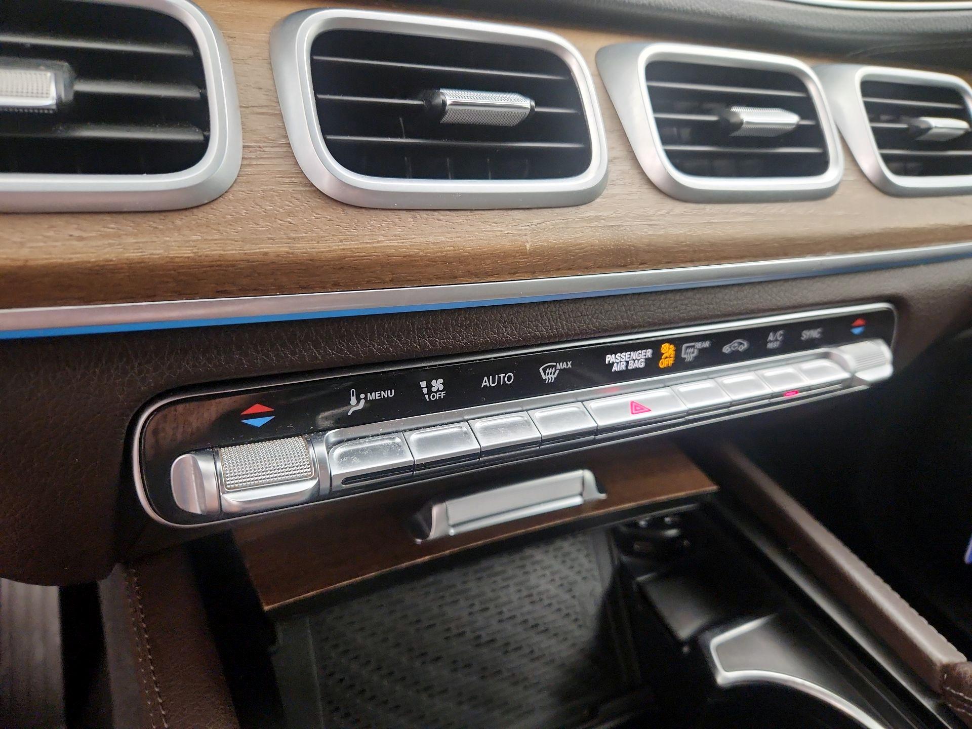 Thumbnail: 2021 Mercedes-Benz GLS - 17