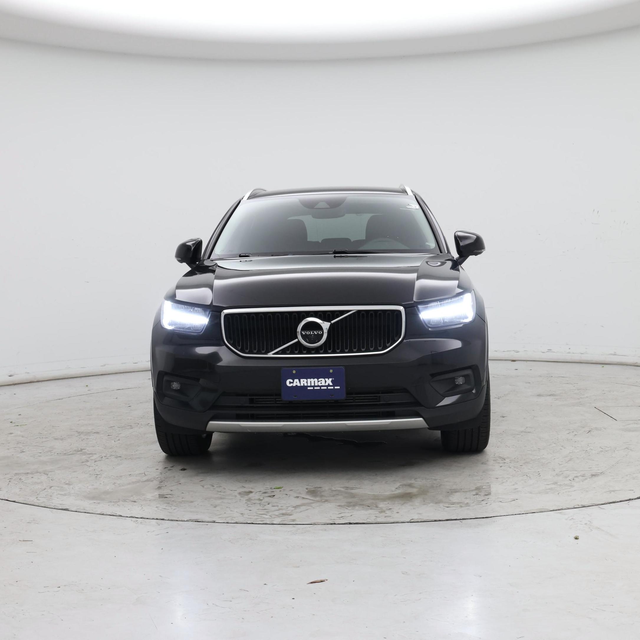Thumbnail: 2022 Volvo XC40 - 5