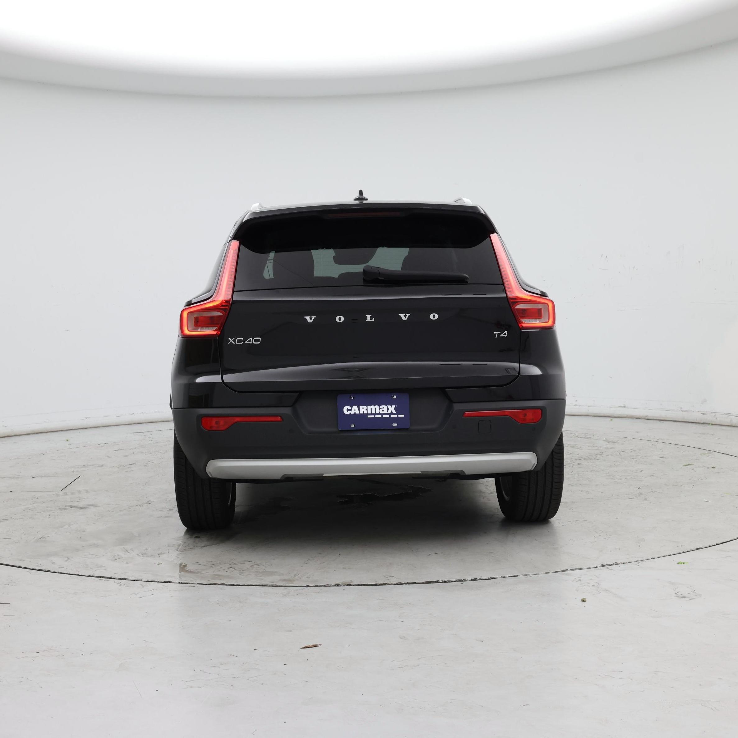 Thumbnail: 2022 Volvo XC40 - 6