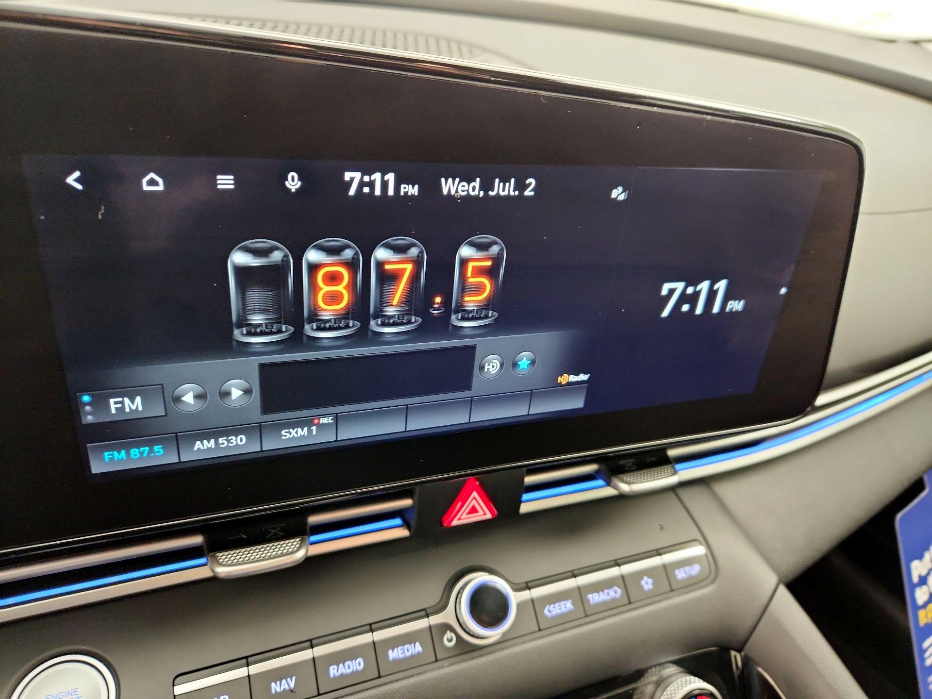 Thumbnail: 2022 Hyundai Elantra - 16
