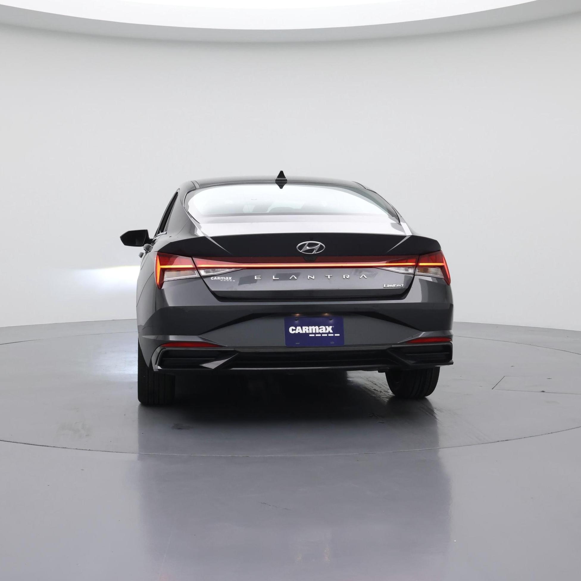 Thumbnail: 2022 Hyundai Elantra - 6