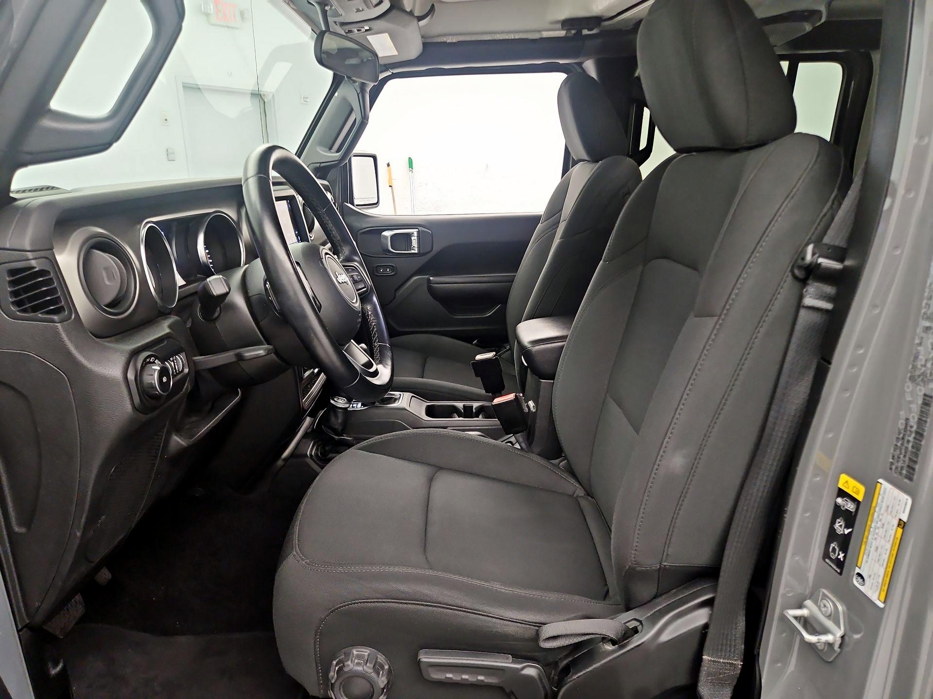 Thumbnail: 2021 Jeep Wrangler - 11