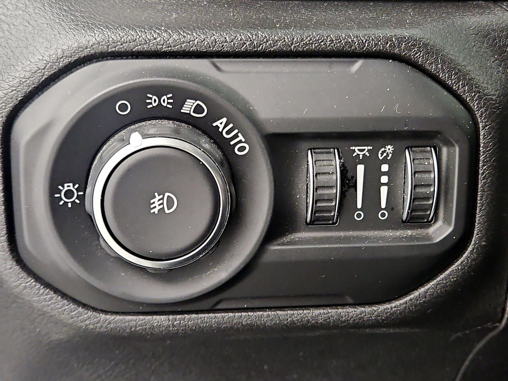 Thumbnail: 2021 Jeep Wrangler - 13